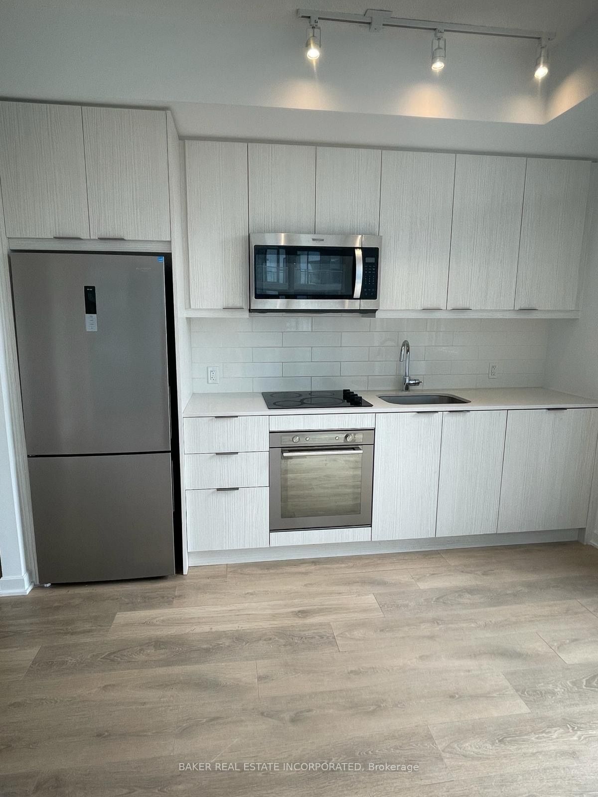 38 Forest Manor Road #415