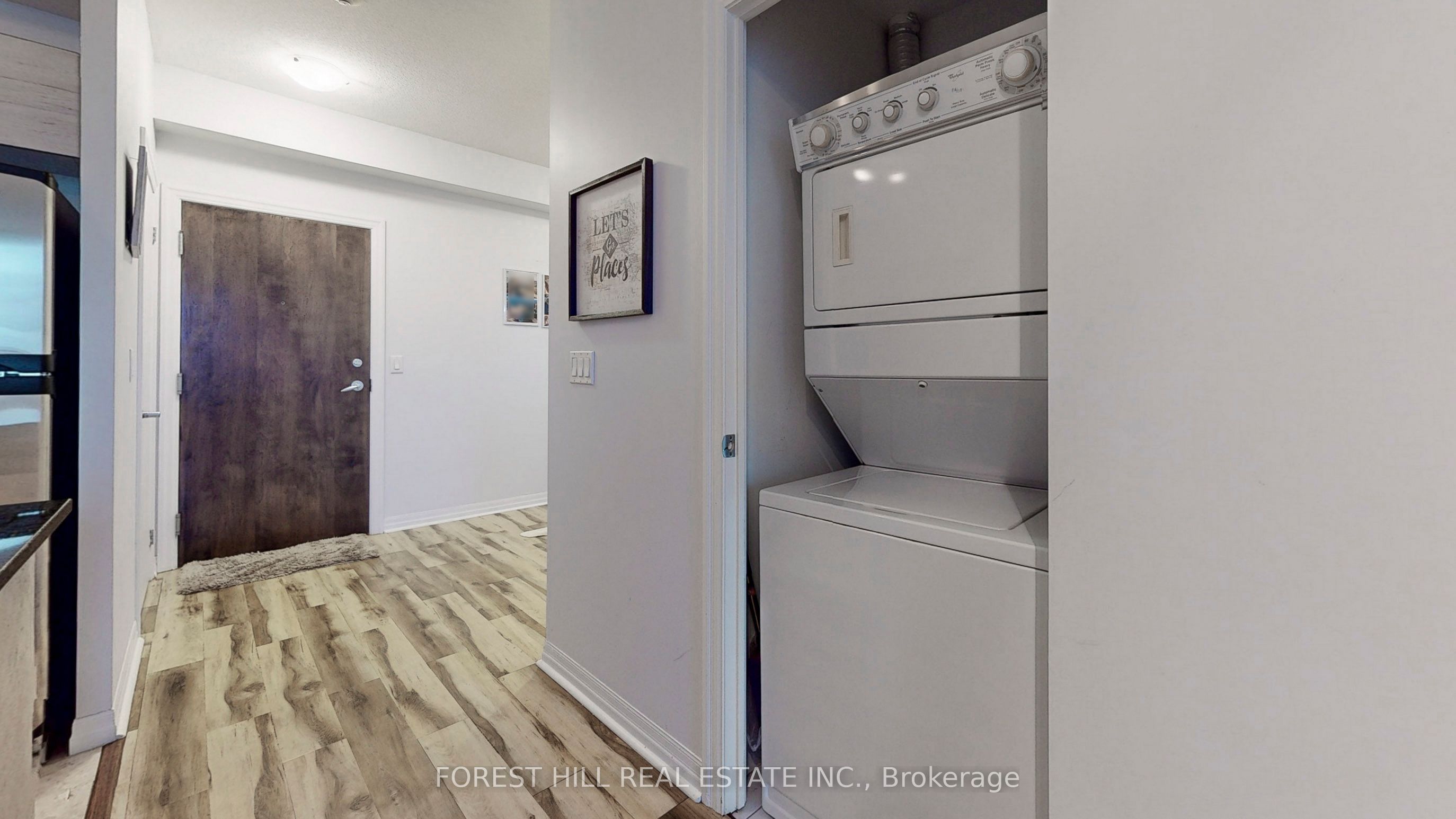 16 Yonge Street, #2207