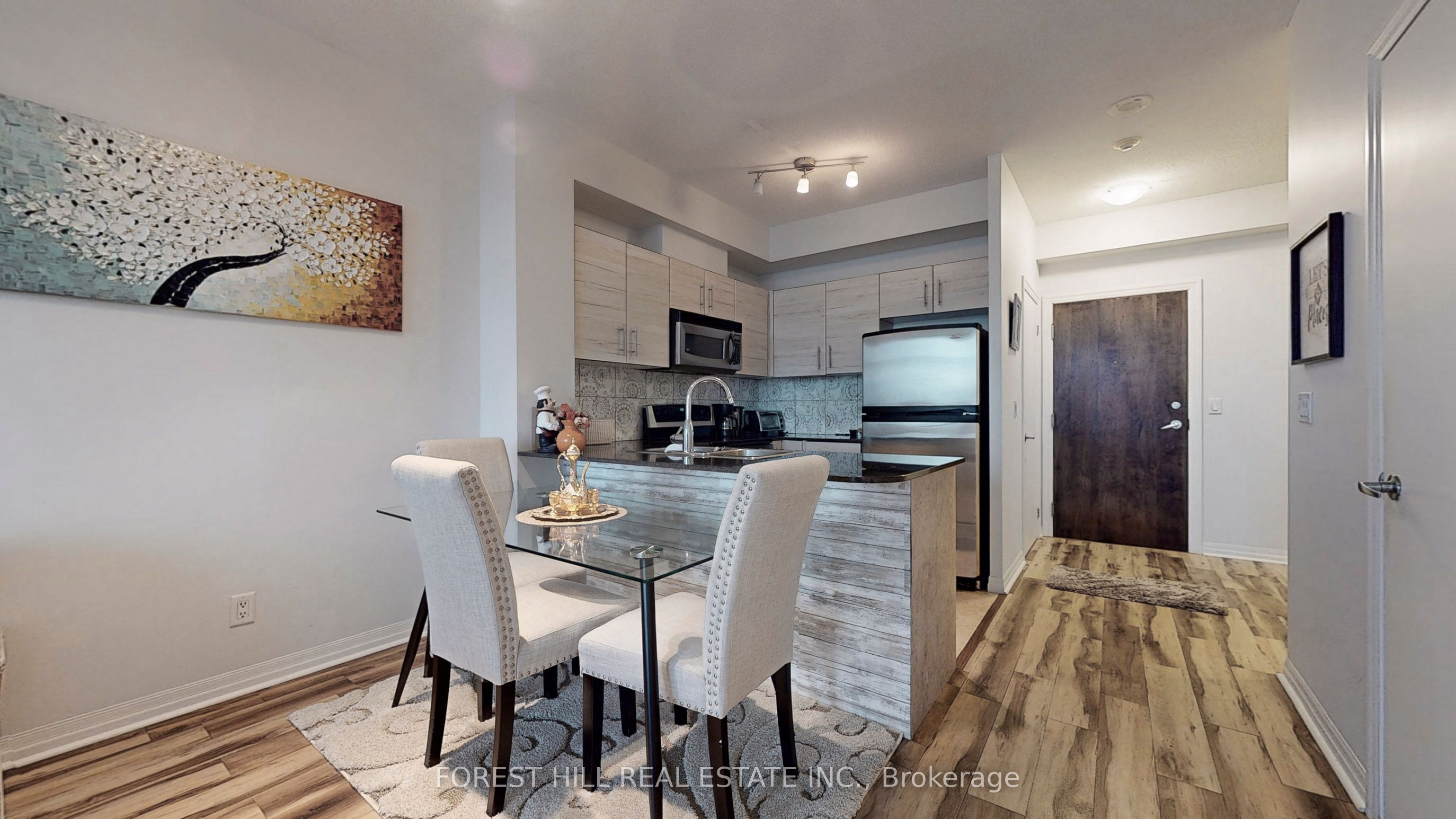 16 Yonge Street, #2207