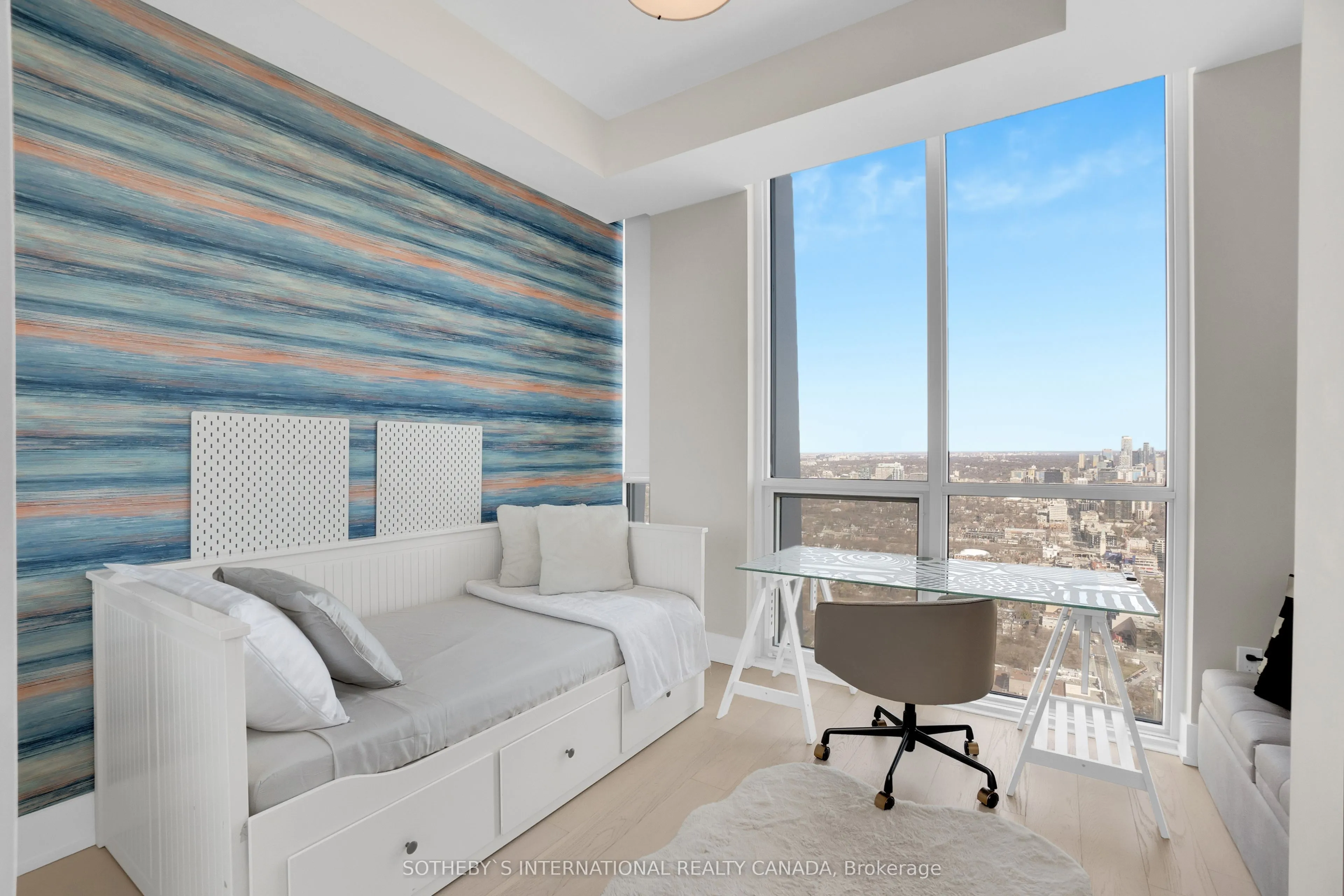 1 Yorkville Avenue #5405