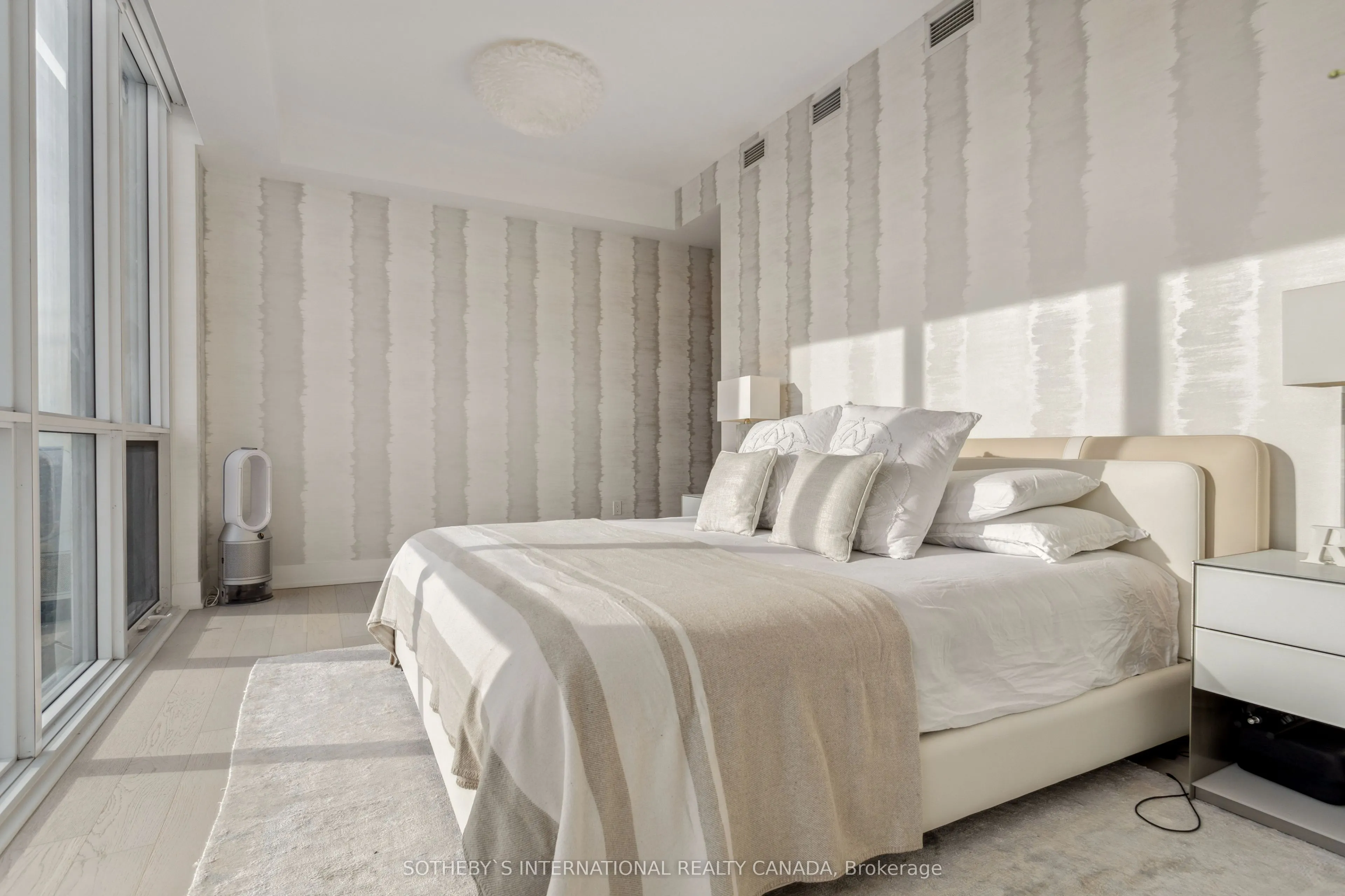 1 Yorkville Avenue #5405