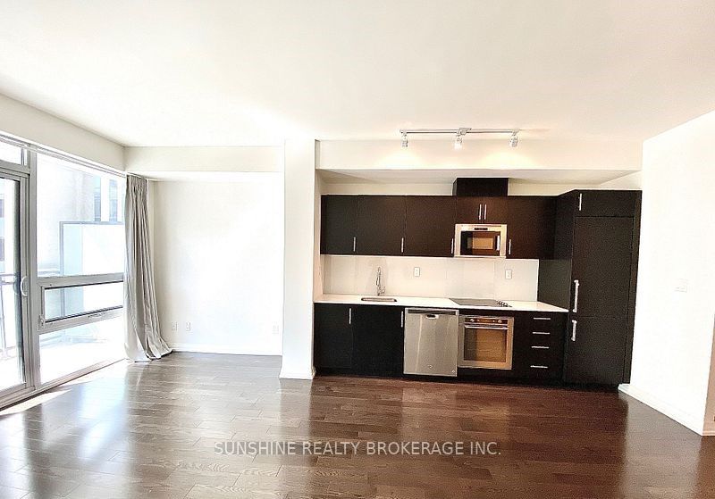 460 Adelaide Street E #518