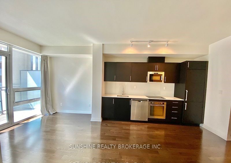460 Adelaide Street E #518