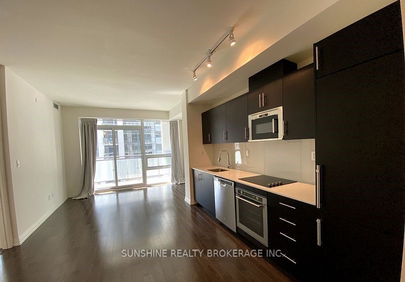 460 Adelaide Street E #518