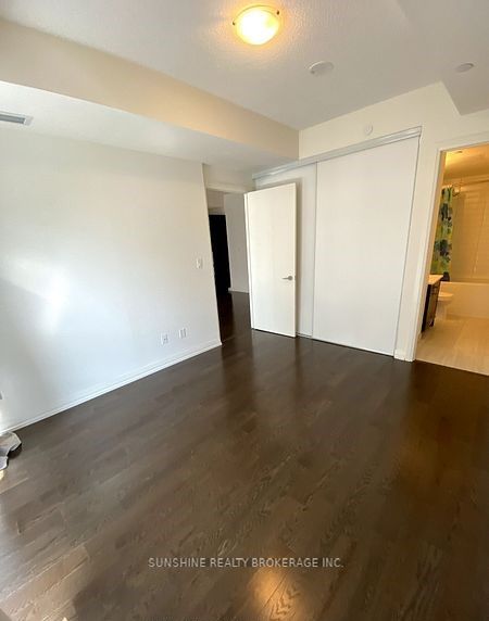 460 Adelaide Street E #518