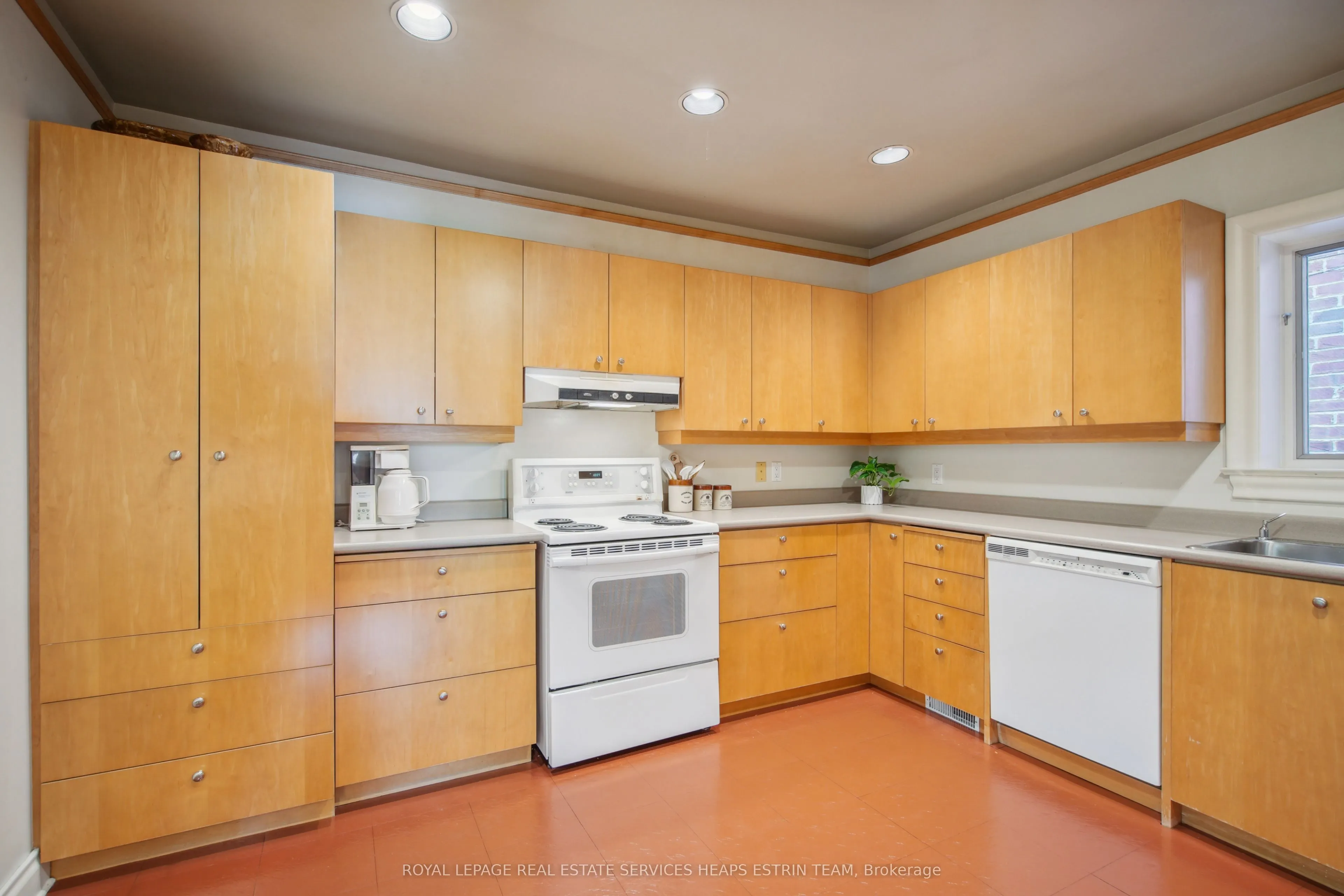 7 Lumley Avenue