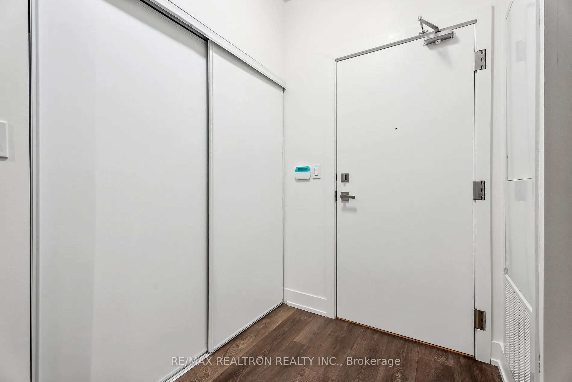 180 Fairview Mall Drive, #710