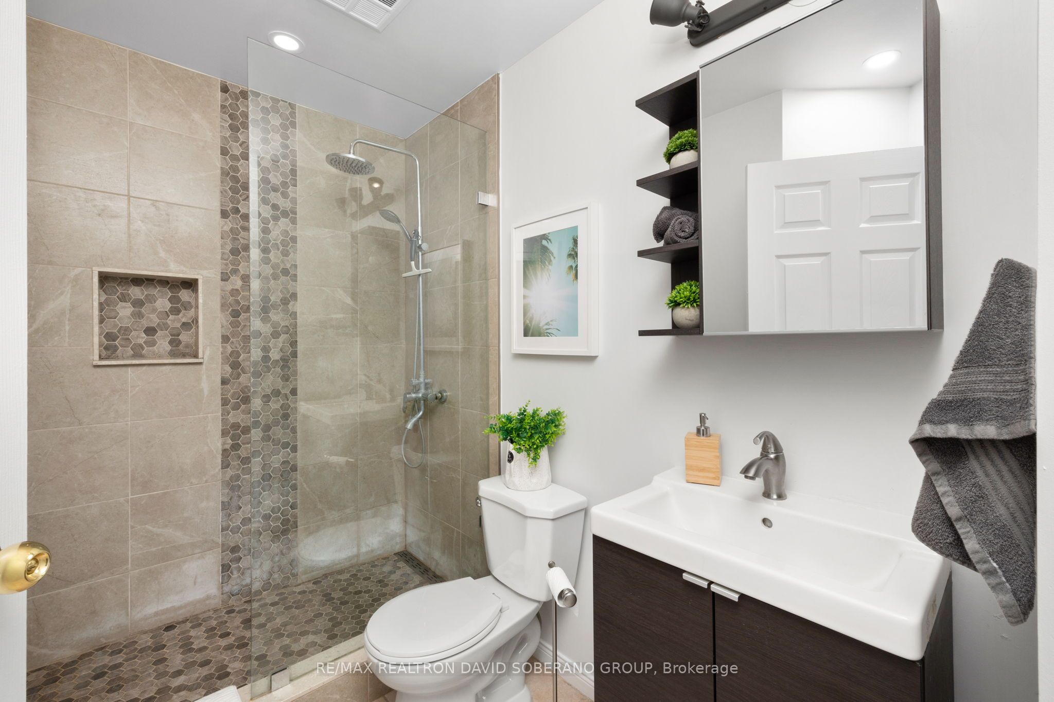 778 Sheppard Avenue W, #306