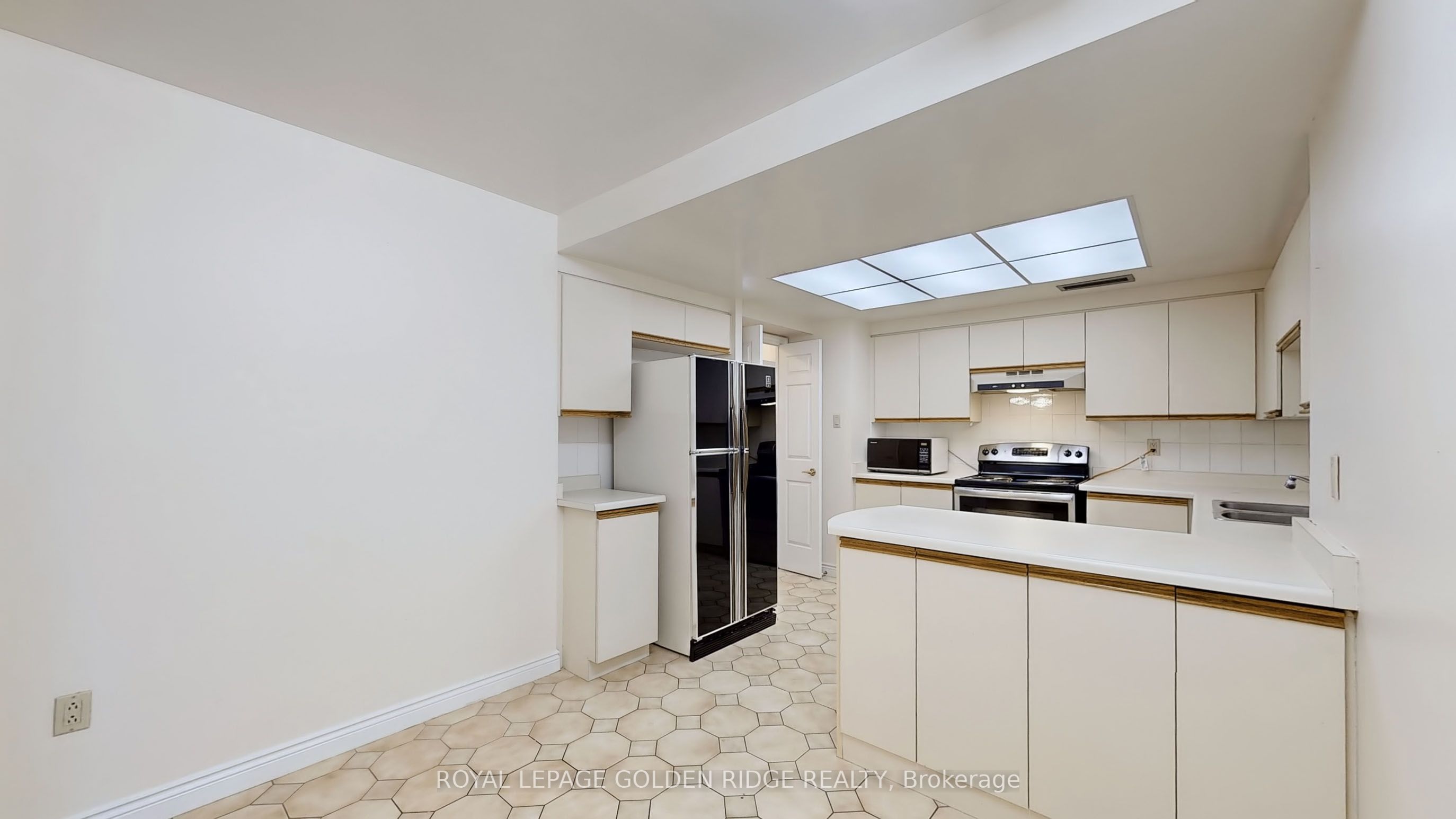 65 Spring Garden Avenue, #1504