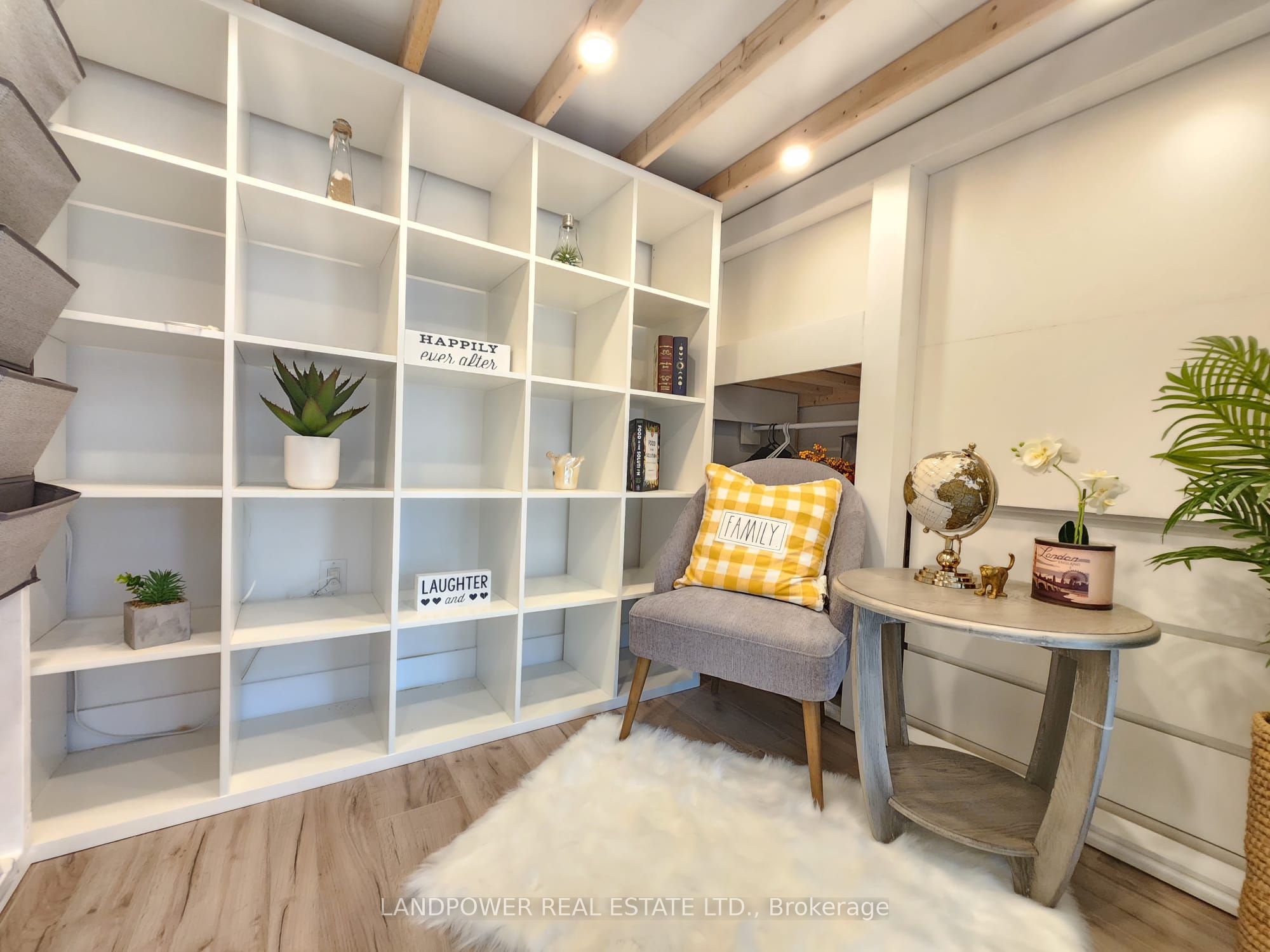 25 Adra Grado Way, #258