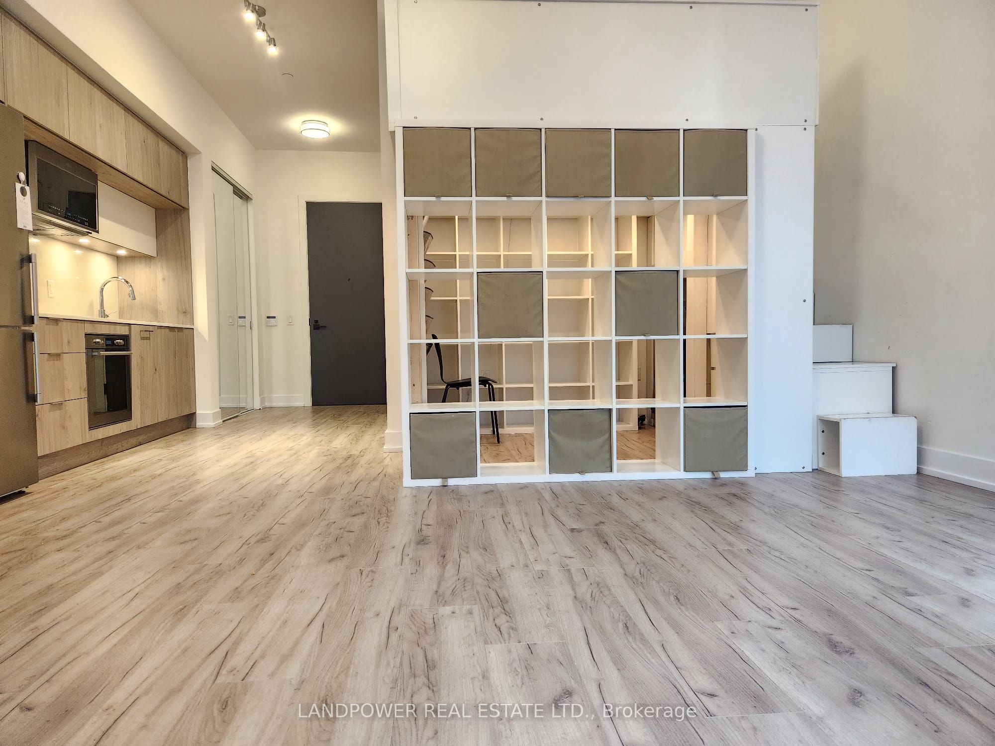 25 Adra Grado Way, #258