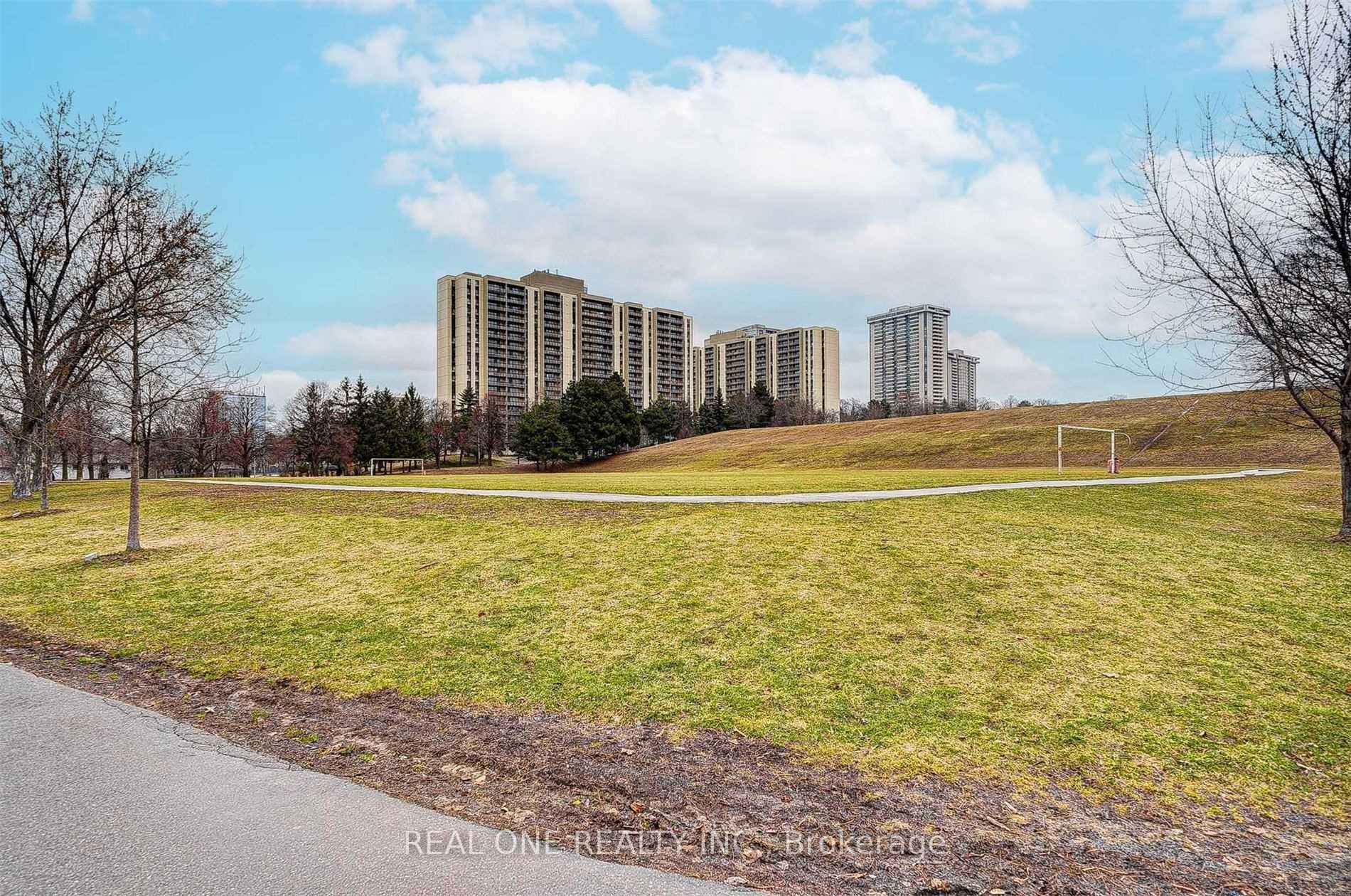 8 Rusty Crest Way #80