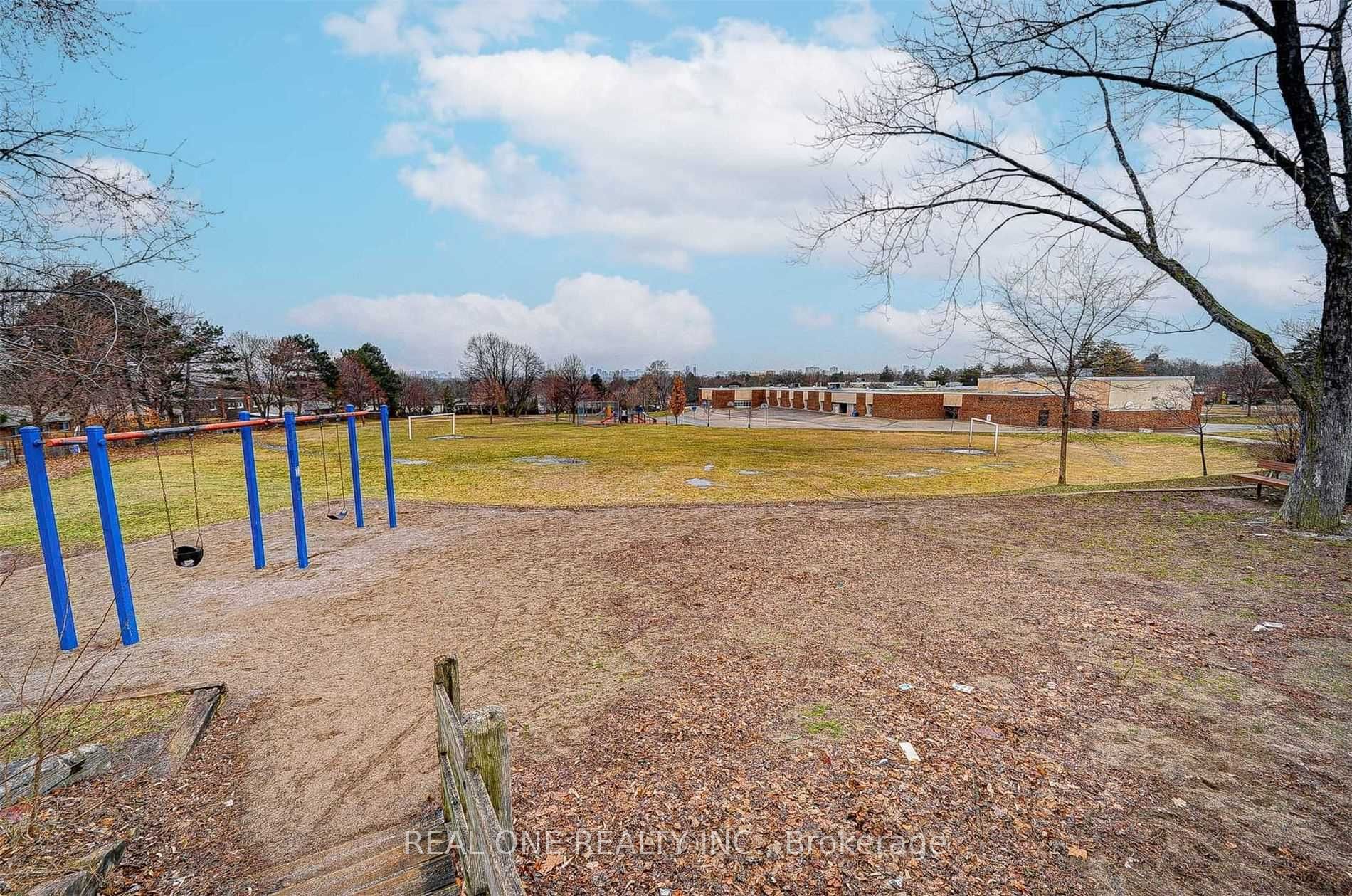 8 Rusty Crest Way #80