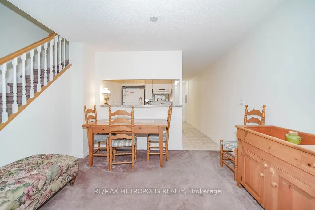 109 Front Street E #528