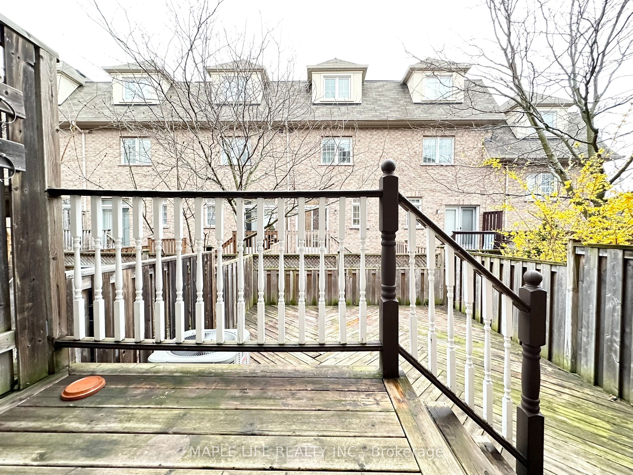 5 Hayes Lane