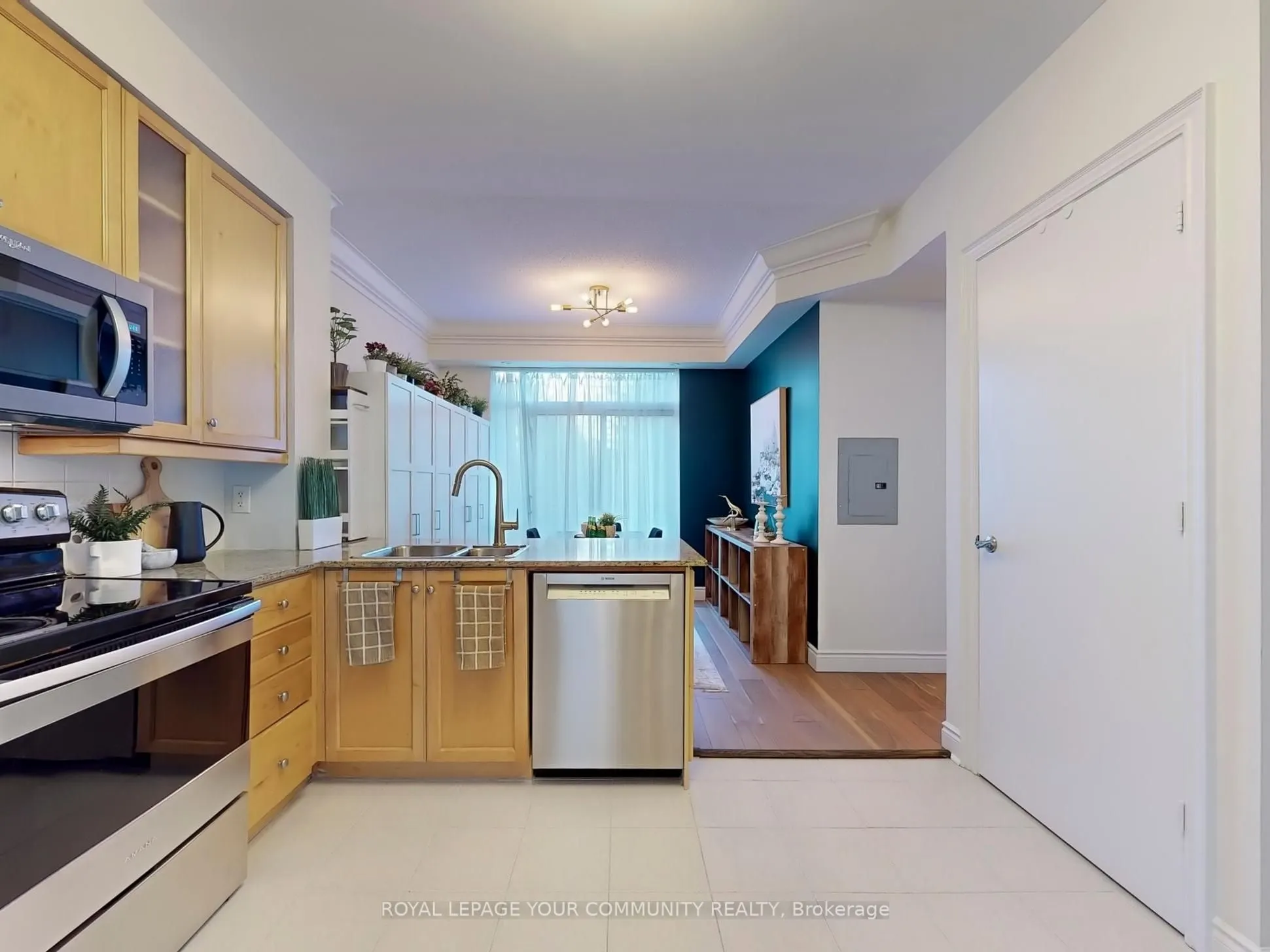 60 Byng Avenue, #TH2
