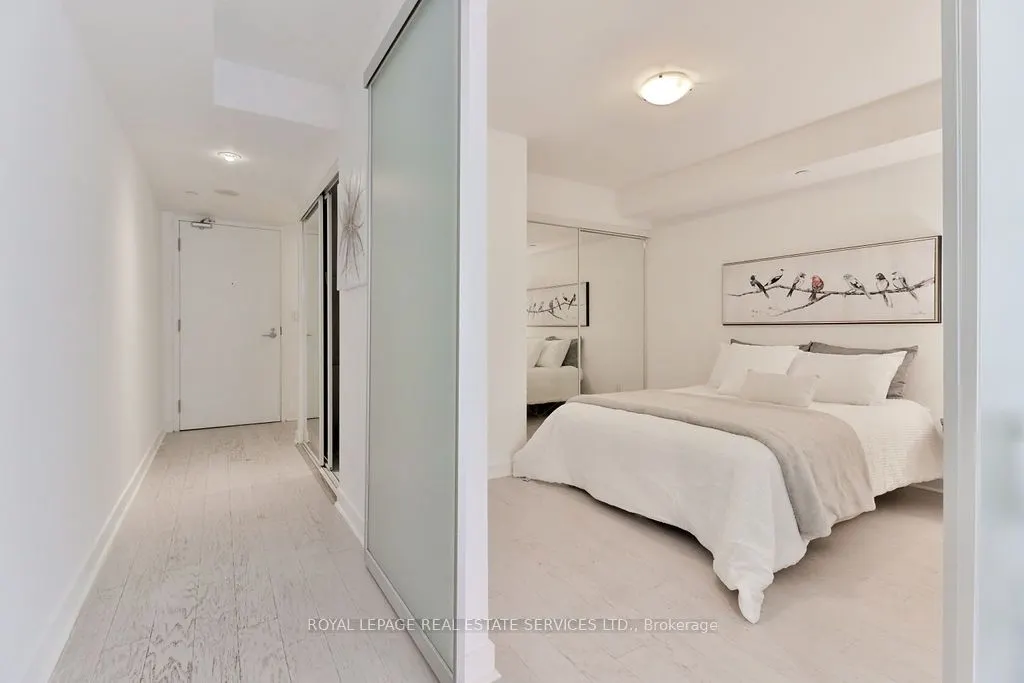 58 Orchard View Boulevard #908
