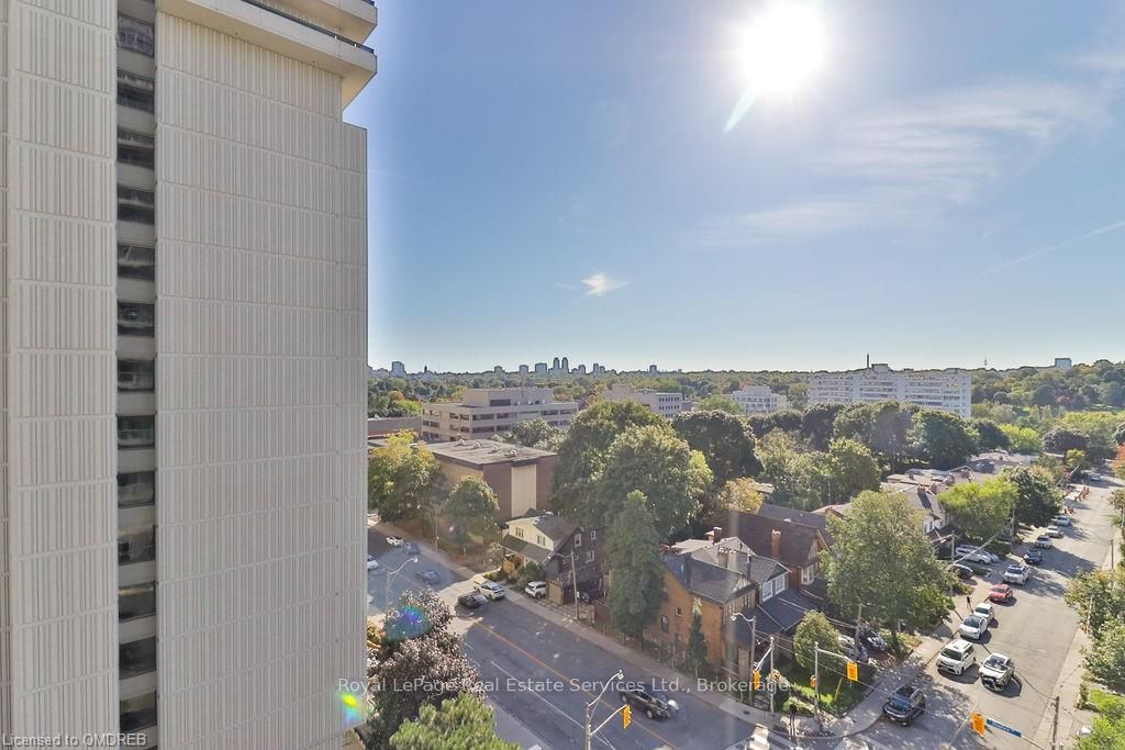 58 ORCHARD VIEW Boulevard #908