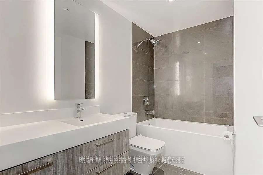 1 YORKVILLE Avenue #2904