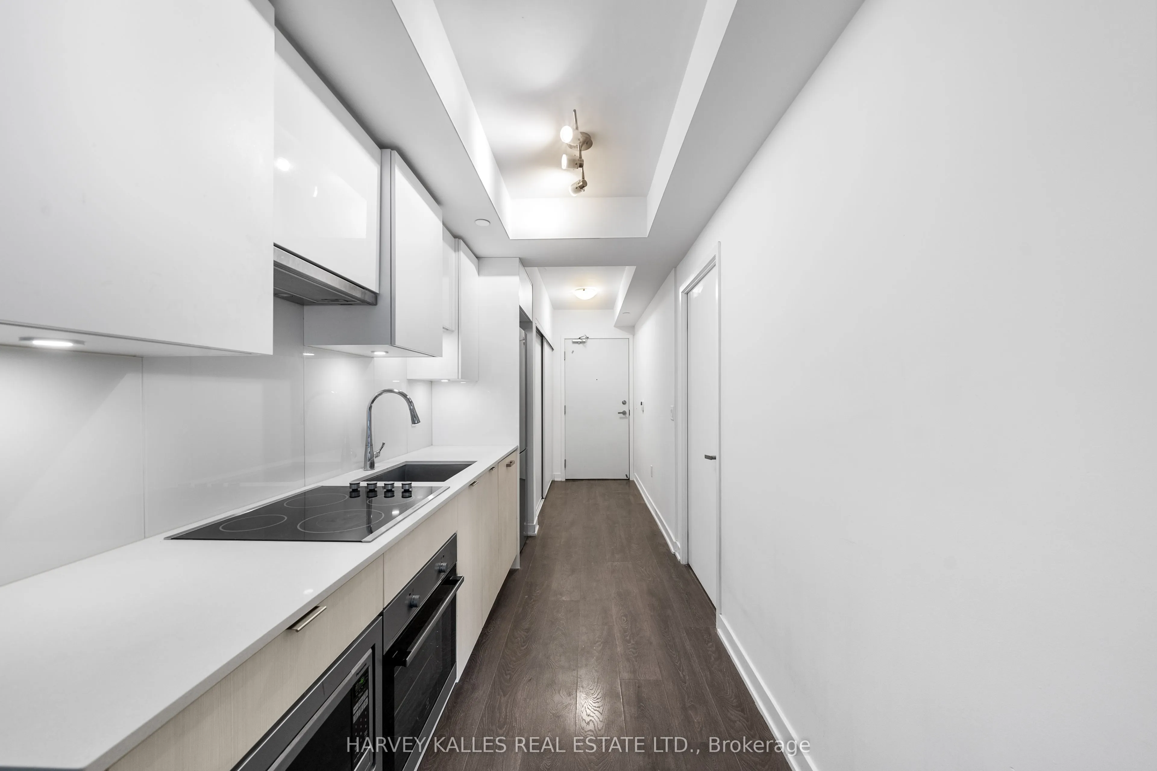 99 Broadway Avenue #1405