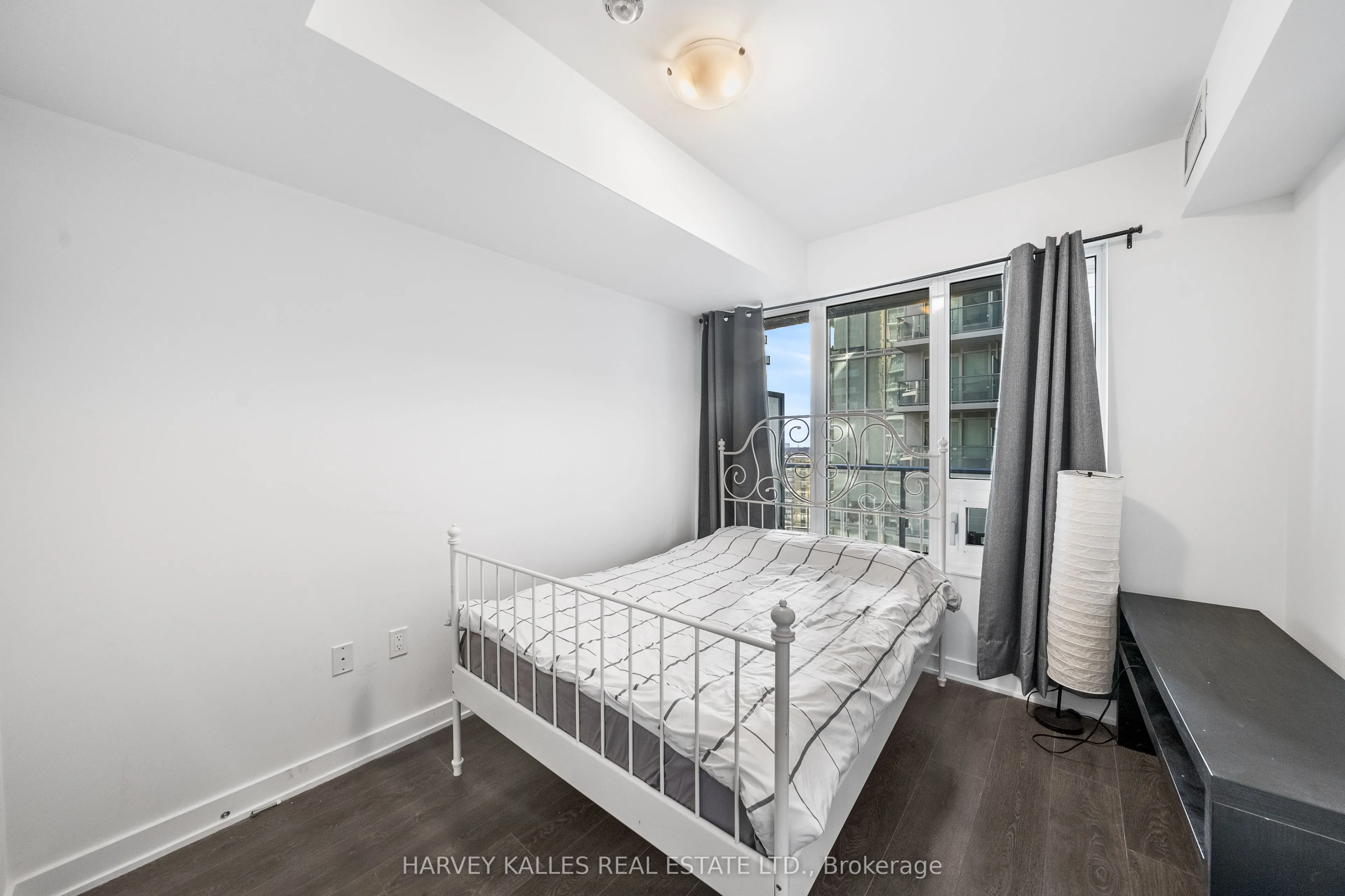99 Broadway Avenue #1405
