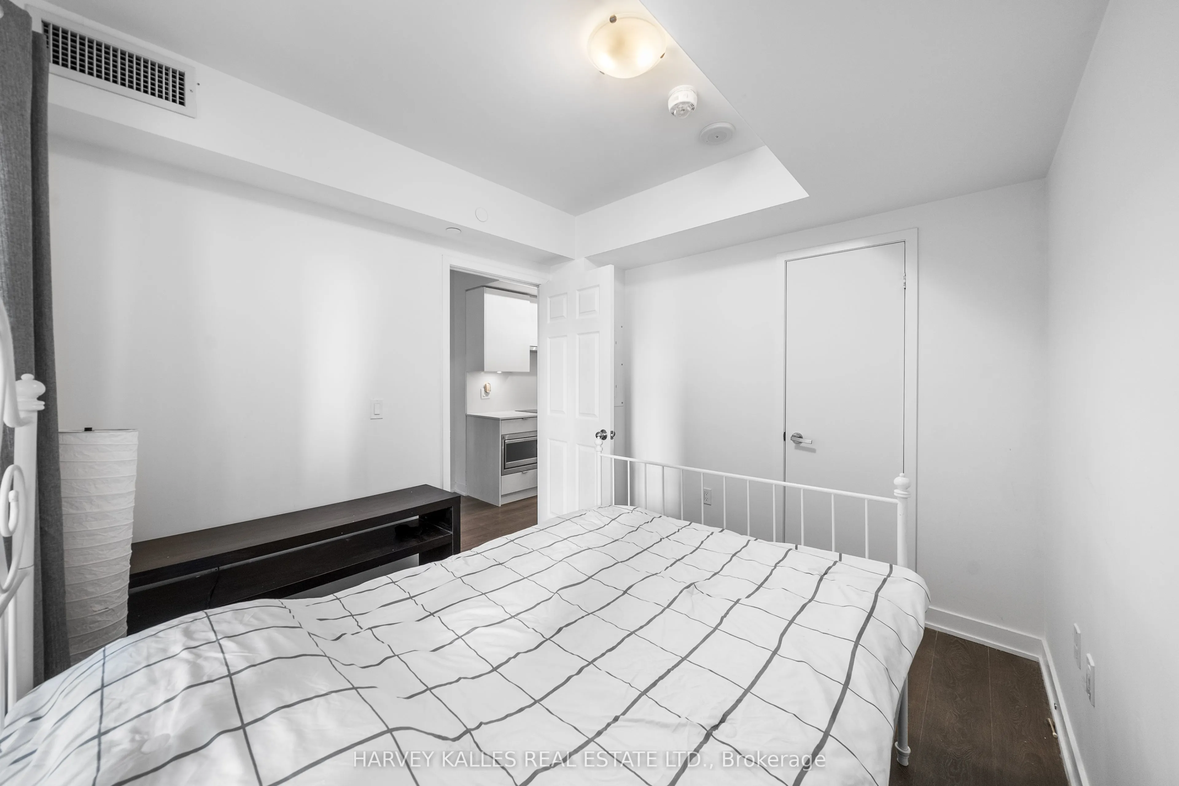 99 Broadway Avenue #1405
