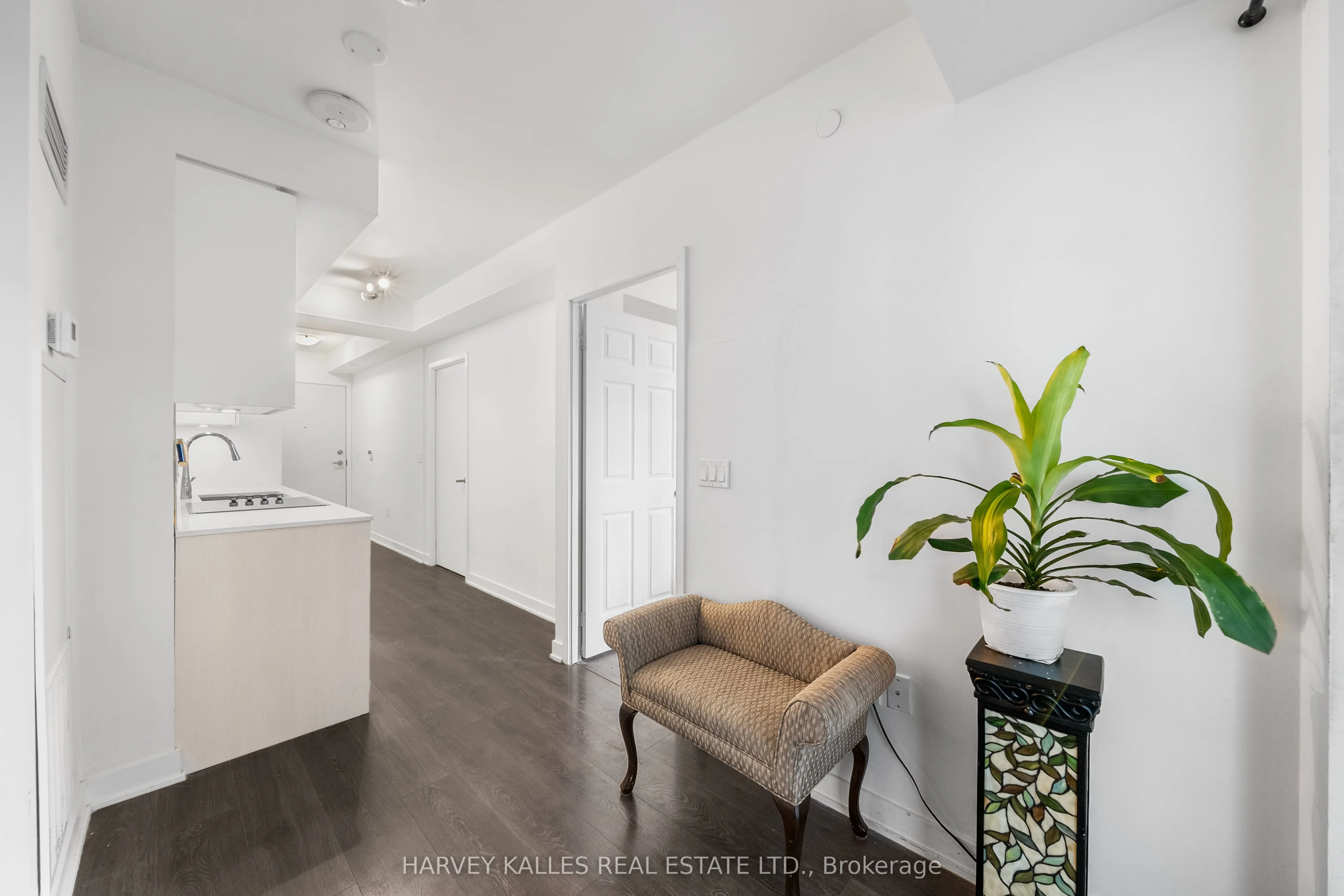 99 Broadway Avenue #1405