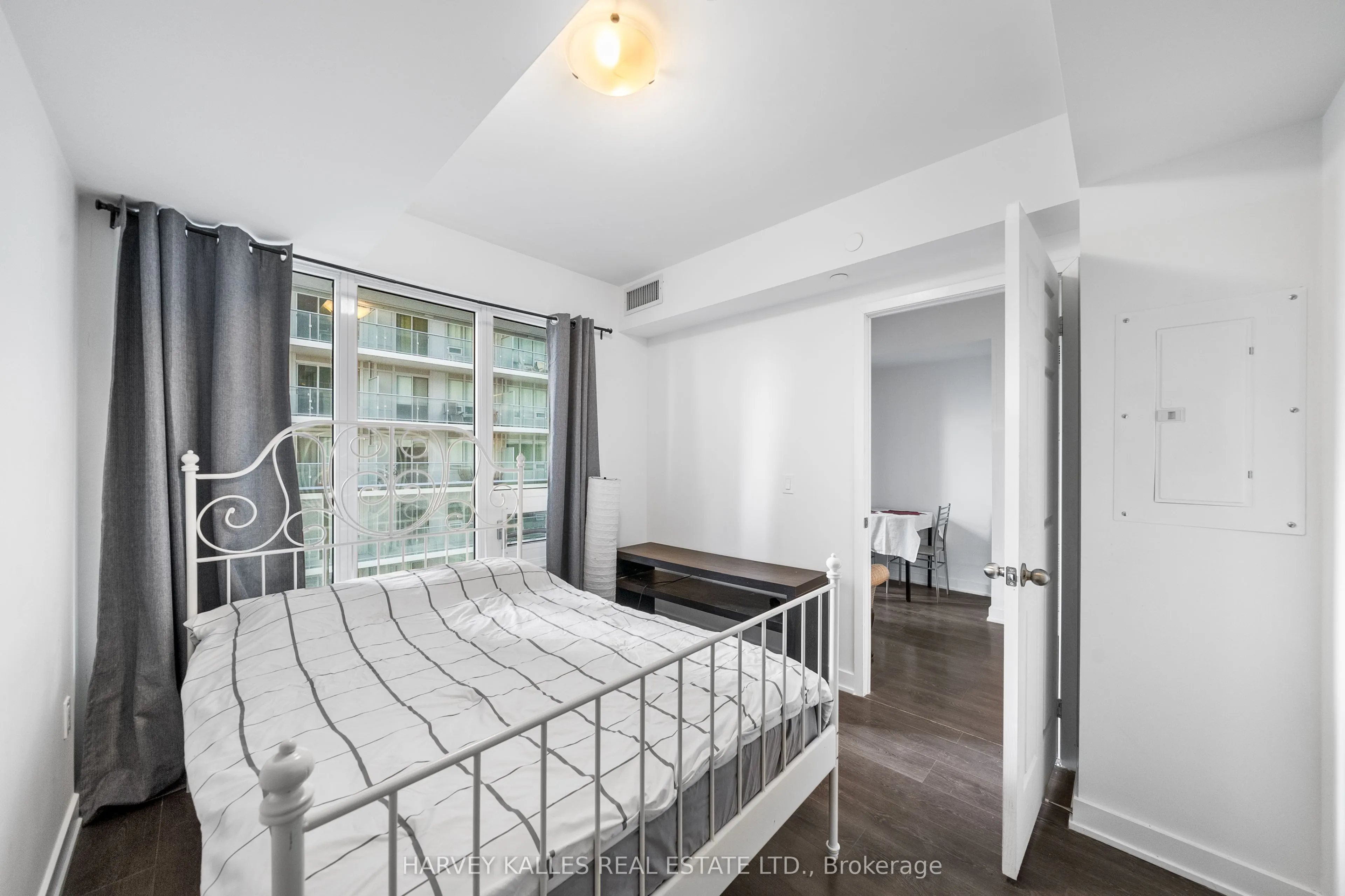 99 Broadway Avenue #1405