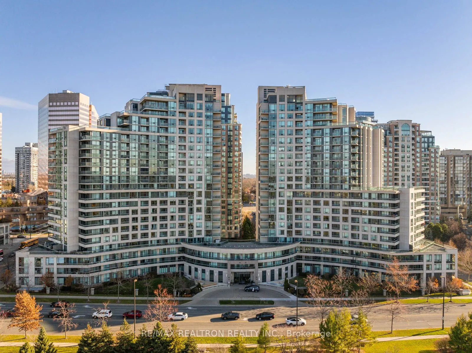 503 Beecroft Road, #318