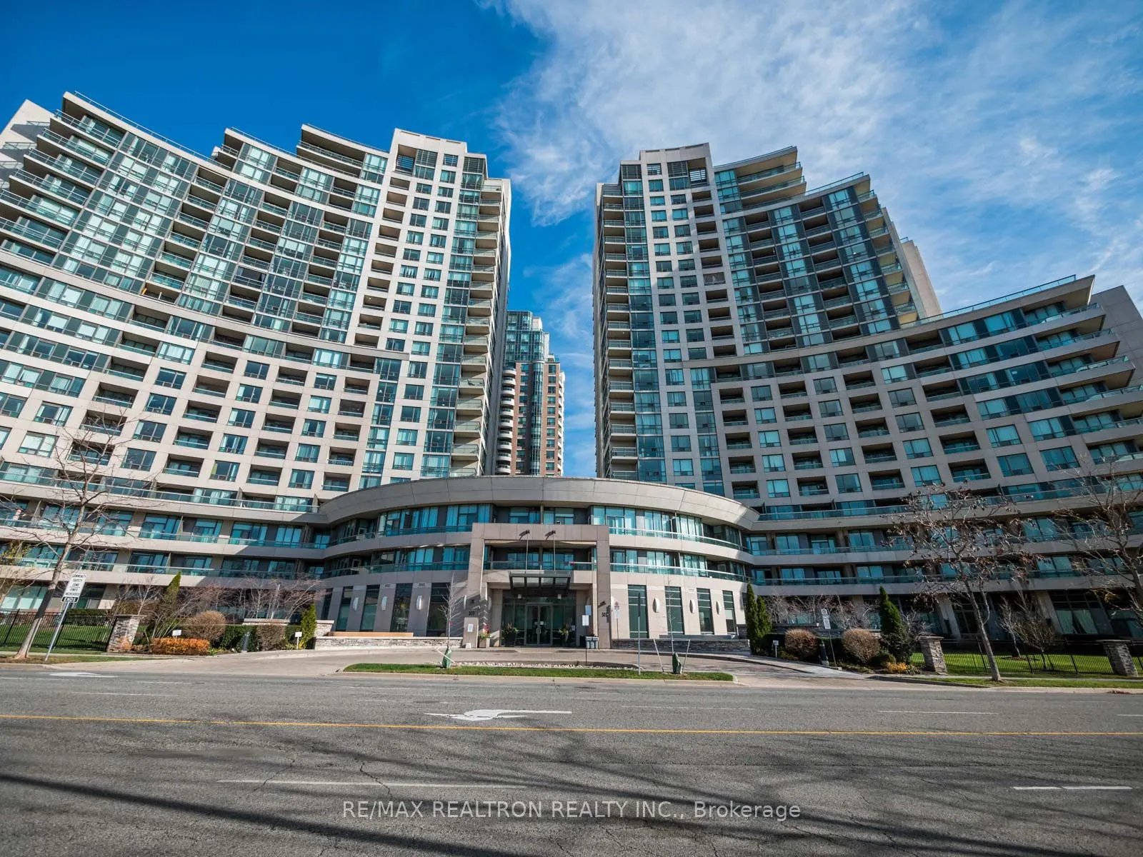503 Beecroft Road, #318