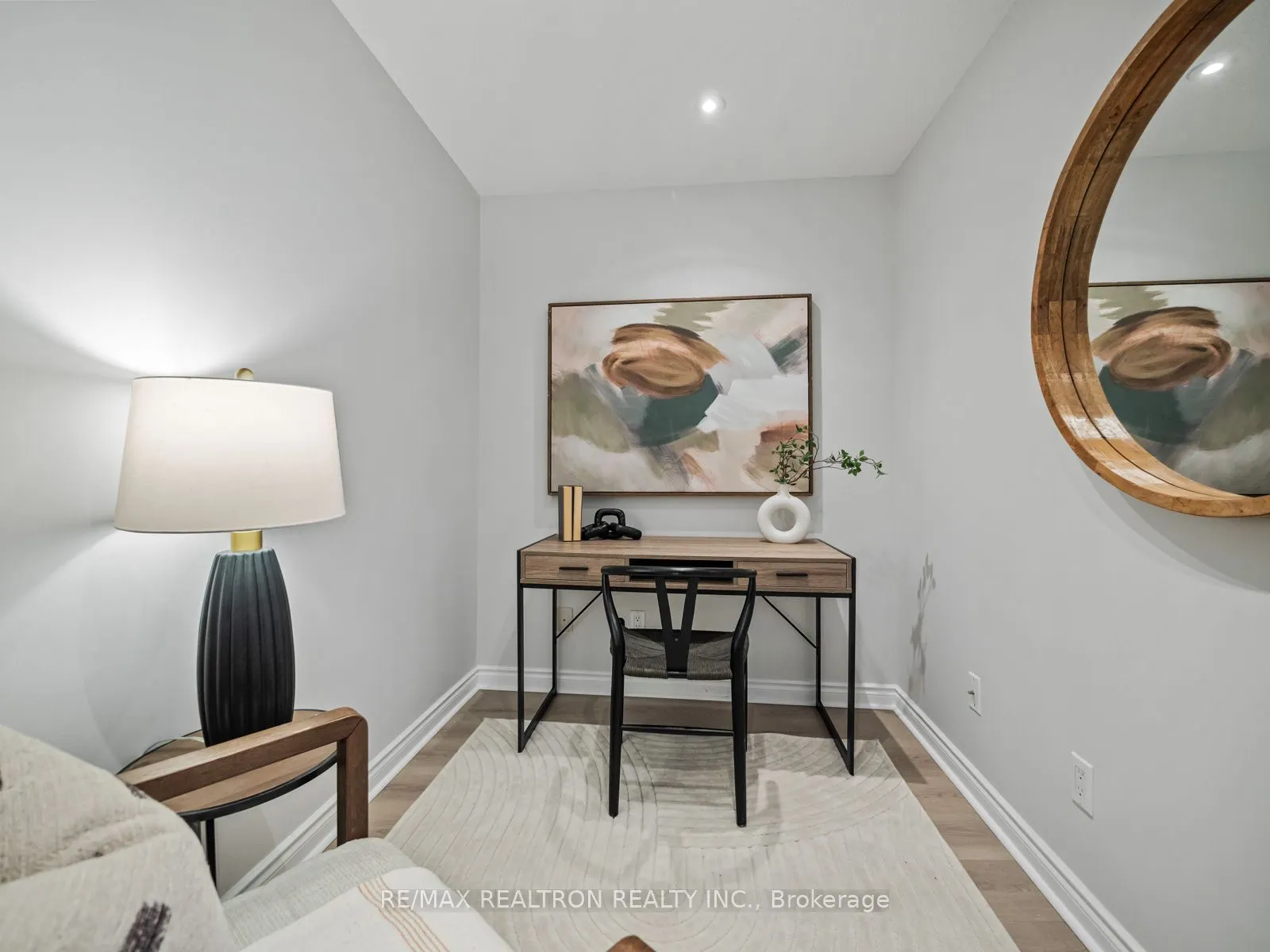 503 Beecroft Road, #318