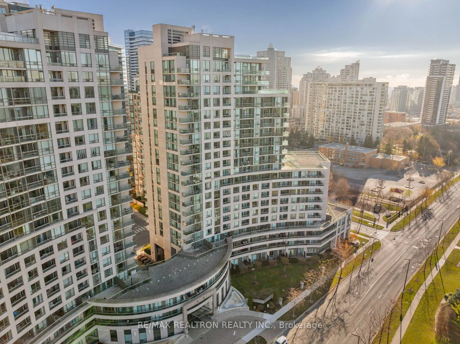 503 Beecroft Road, #318