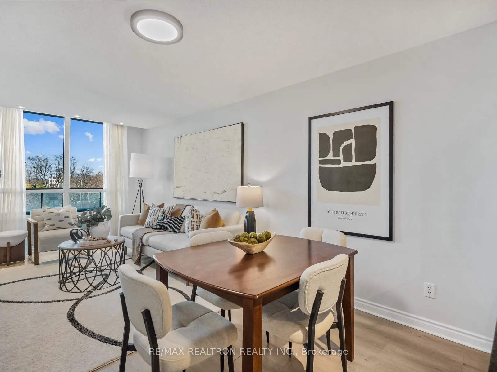 503 Beecroft Road, #318
