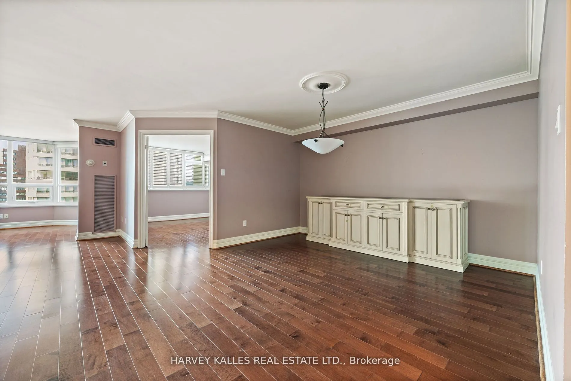 65 Spring Garden Avenue, #808