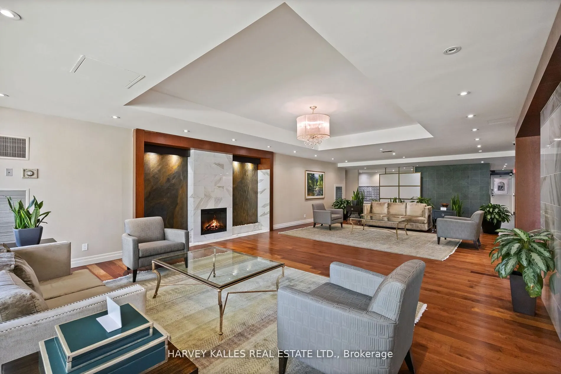 65 Spring Garden Avenue, #808