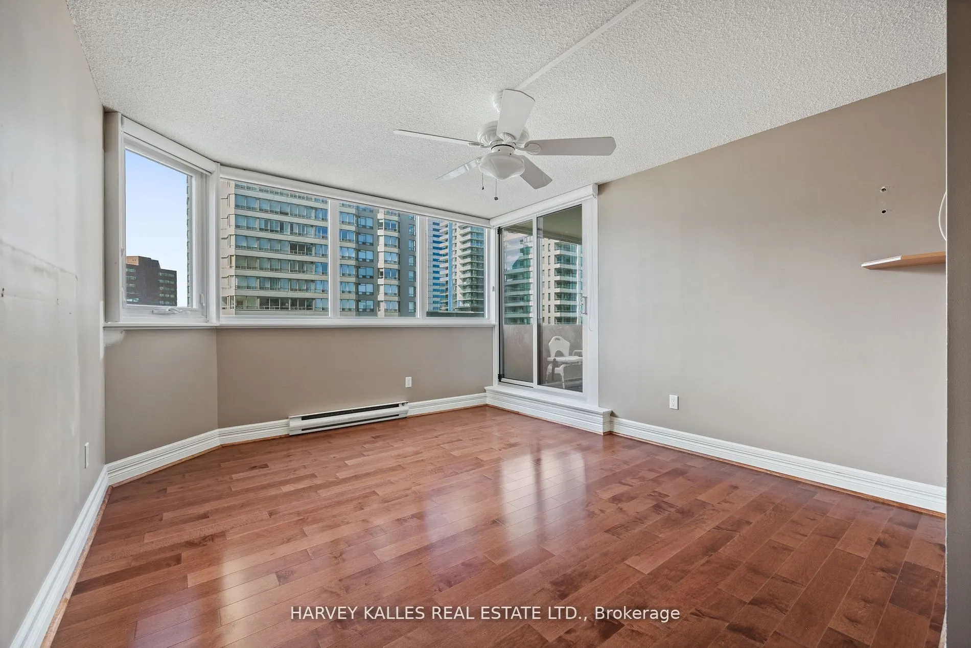 65 Spring Garden Avenue, #808