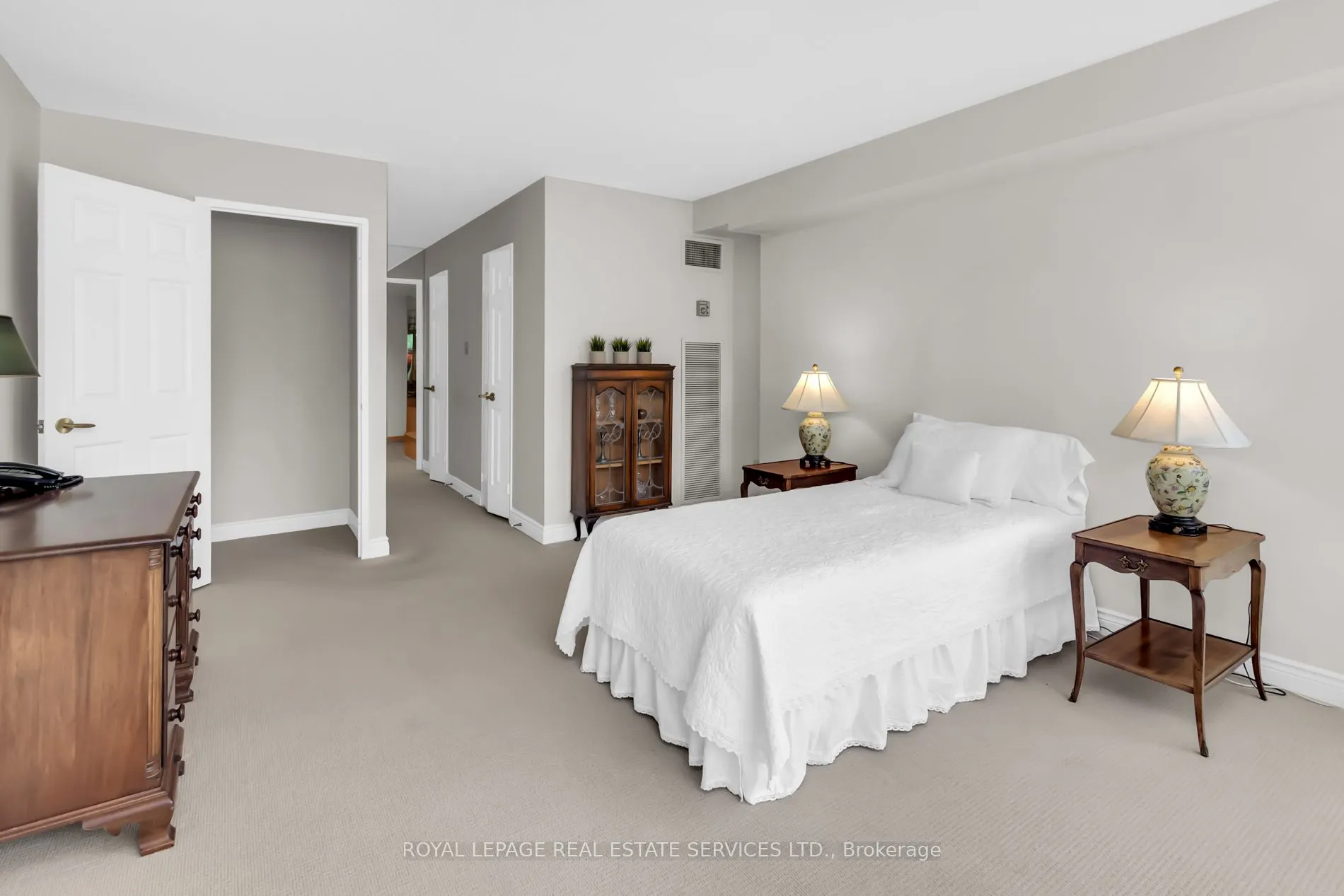 130 Carlton Street, #603