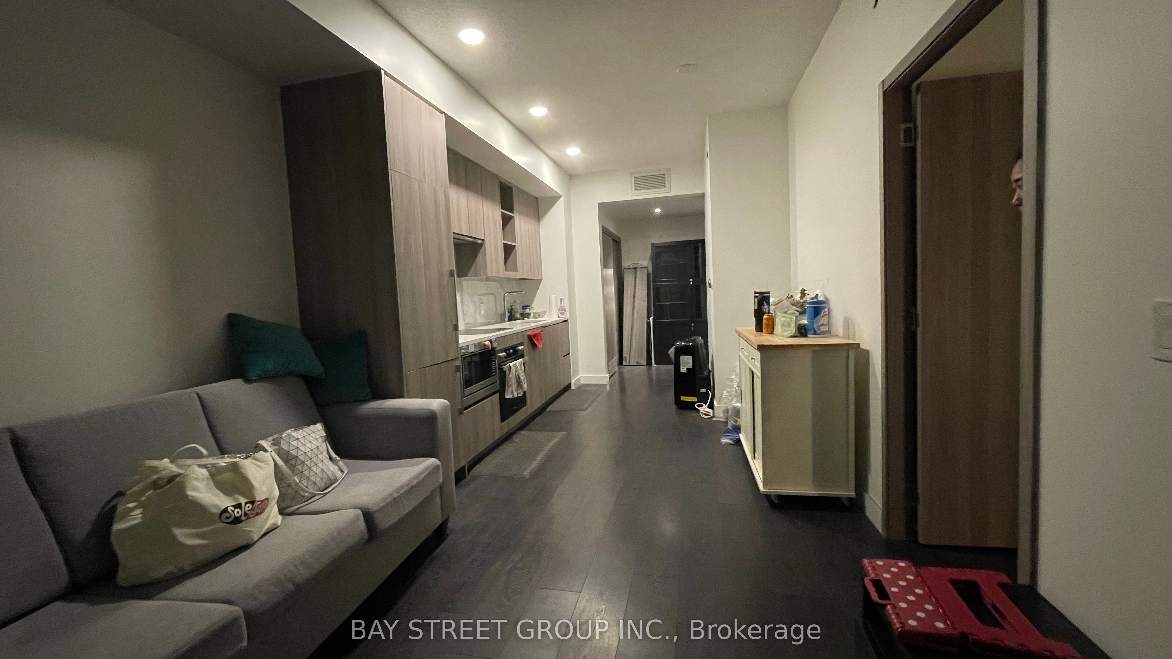 95 Mcmahon Drive #2515