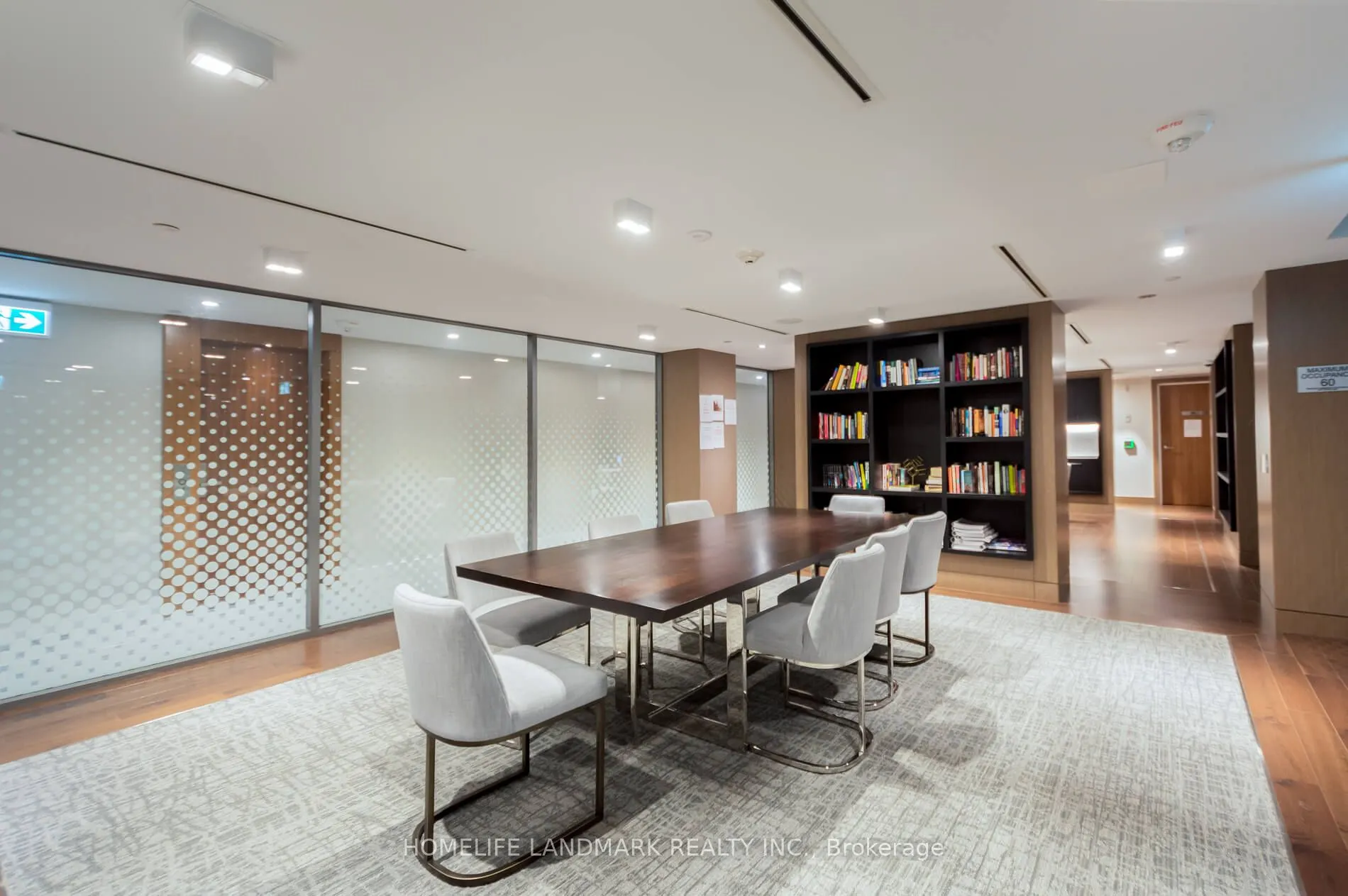 15 Queens Quay E, #2304