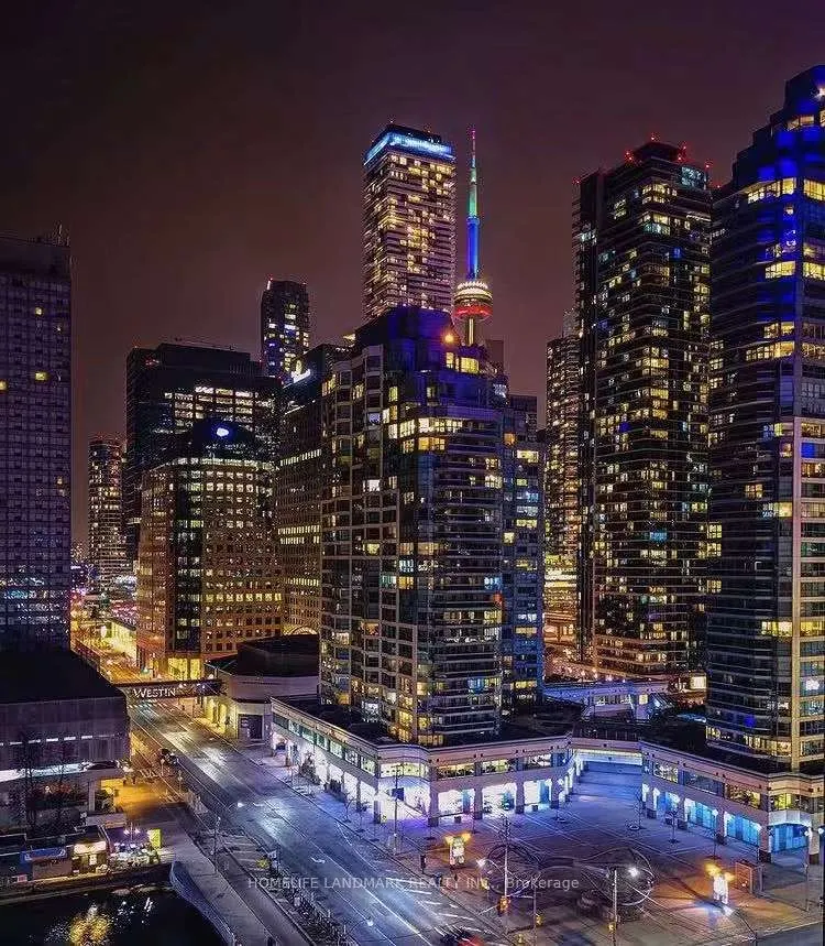 15 Queens Quay E, #2304