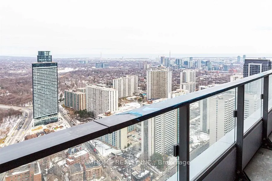 395 Bloor Street E, #4509