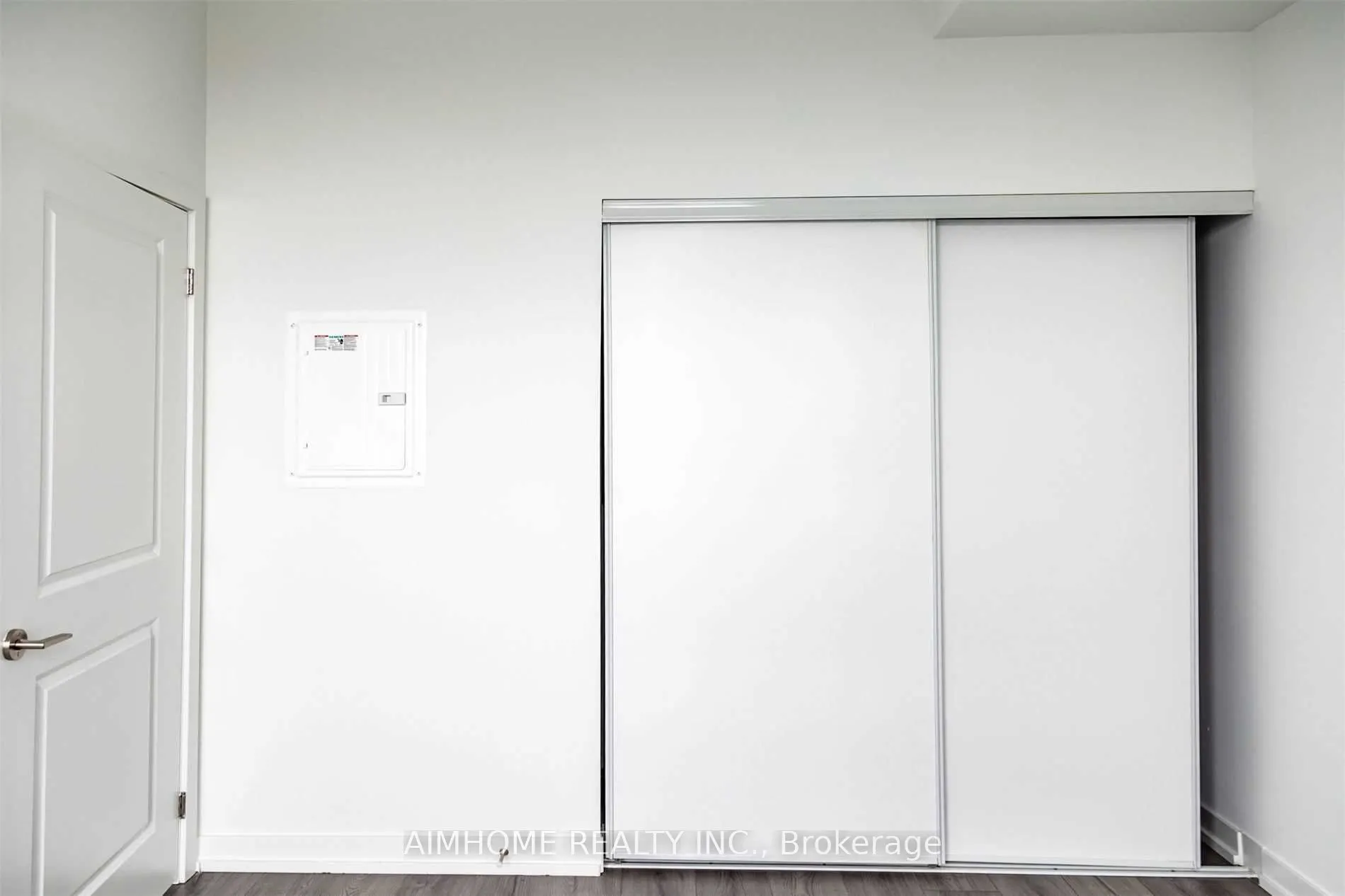 395 Bloor Street E, #4509