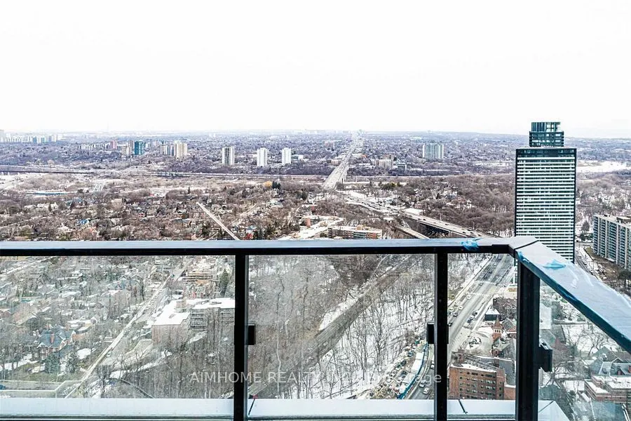 395 Bloor Street E, #4509
