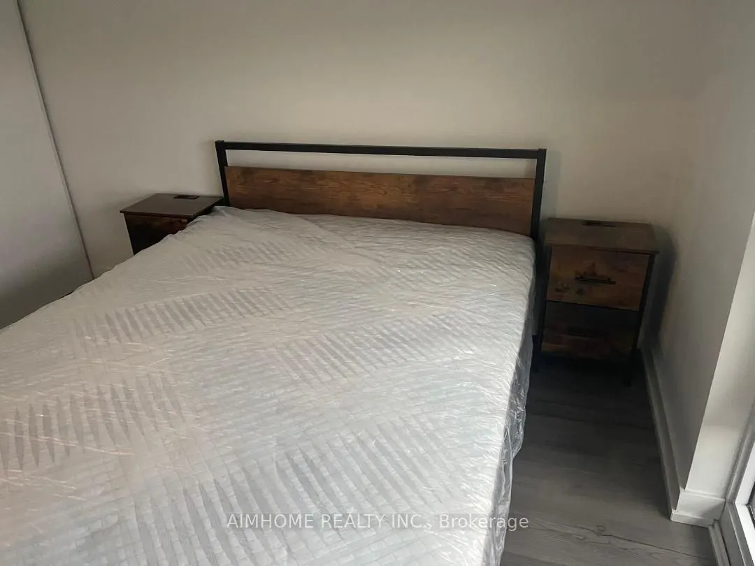 395 Bloor Street E, #4509