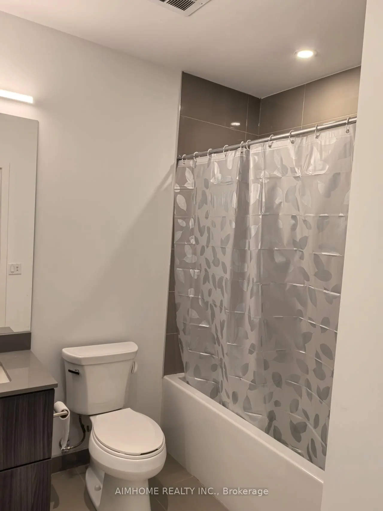 395 Bloor Street E, #4509