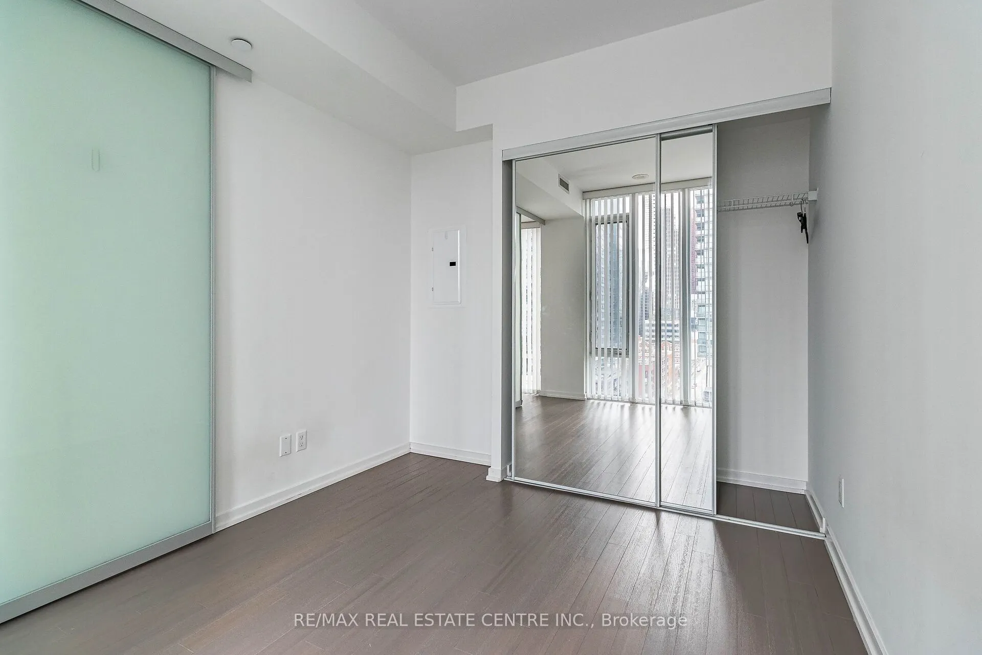 101 Peter Street, #1206