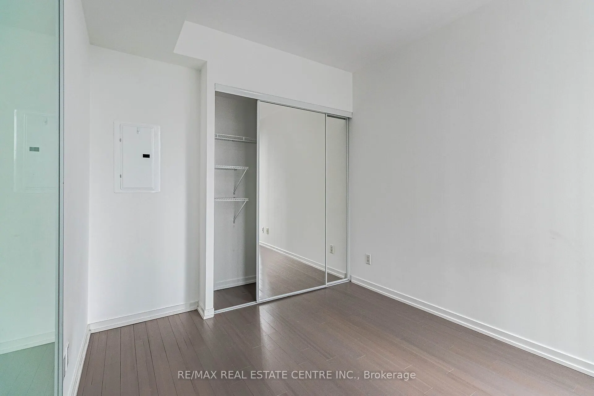 101 Peter Street, #1206