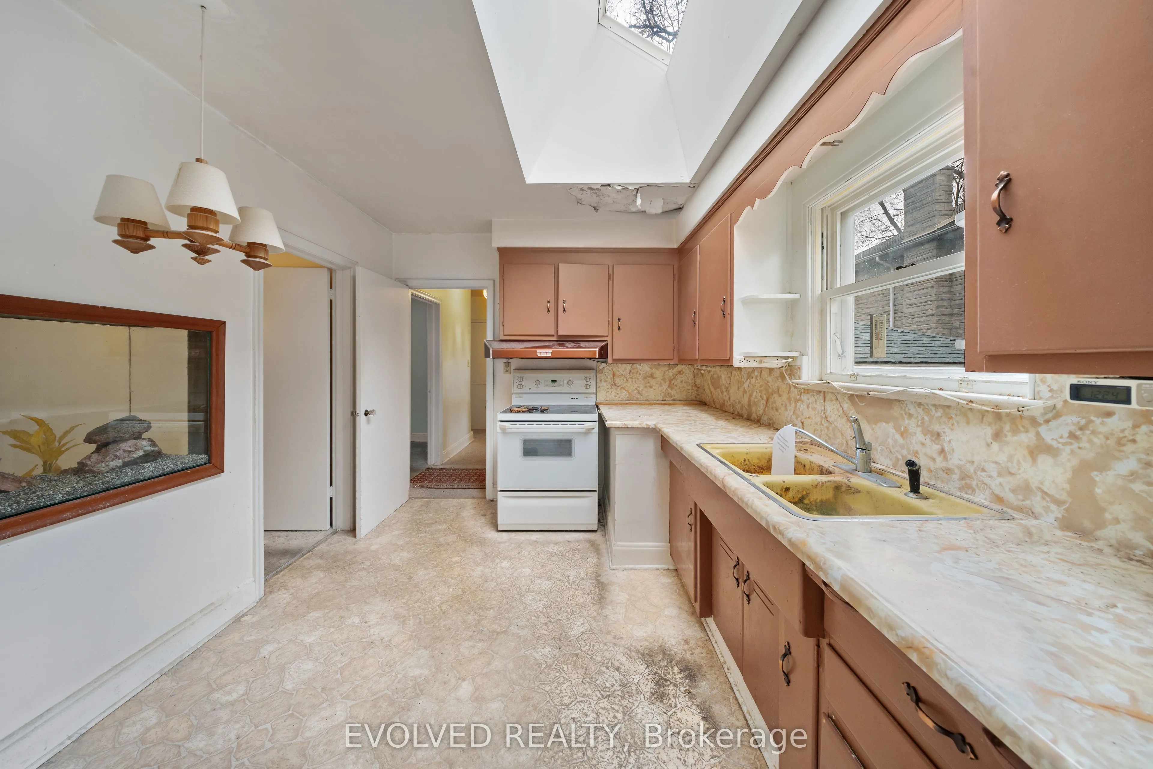 302 Spring Garden Avenue