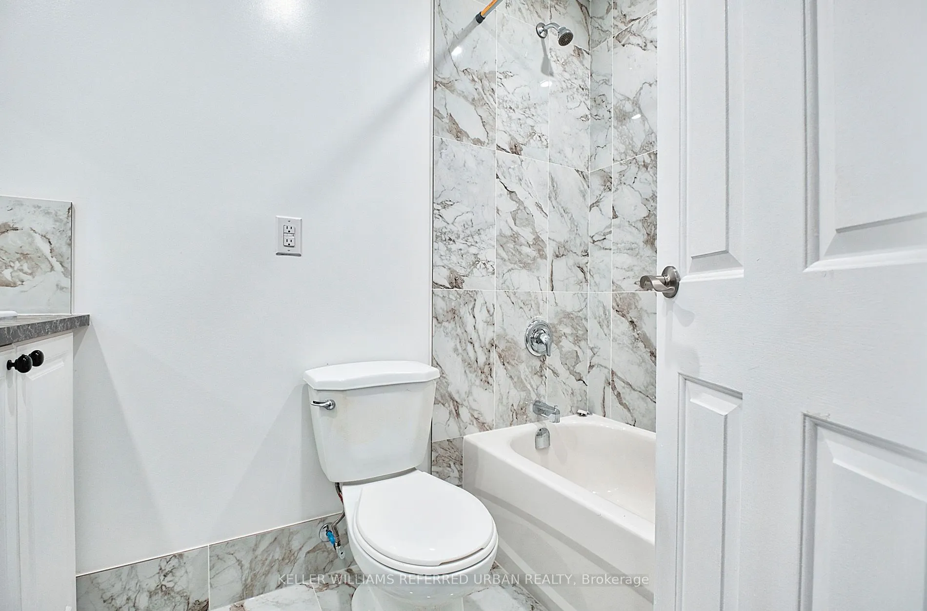 523 Bloor Street W #1