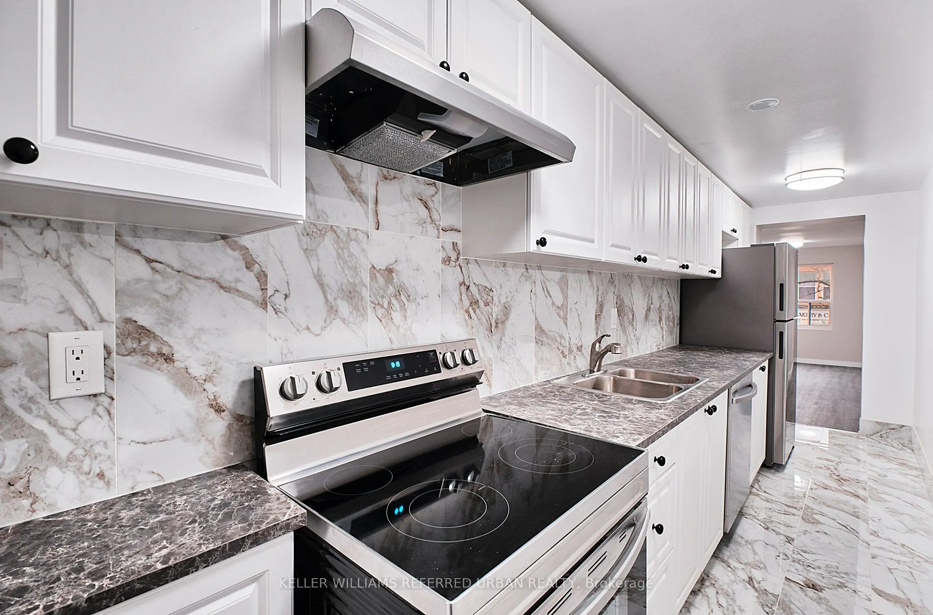 523 Bloor Street W #1